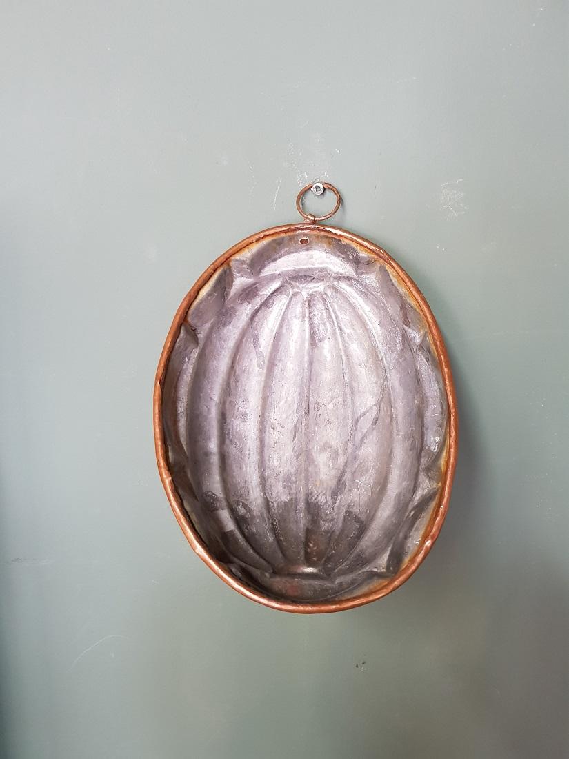 Early 20th Century French Copper Baking Mold in the Shape of a Melon. For Sale 1