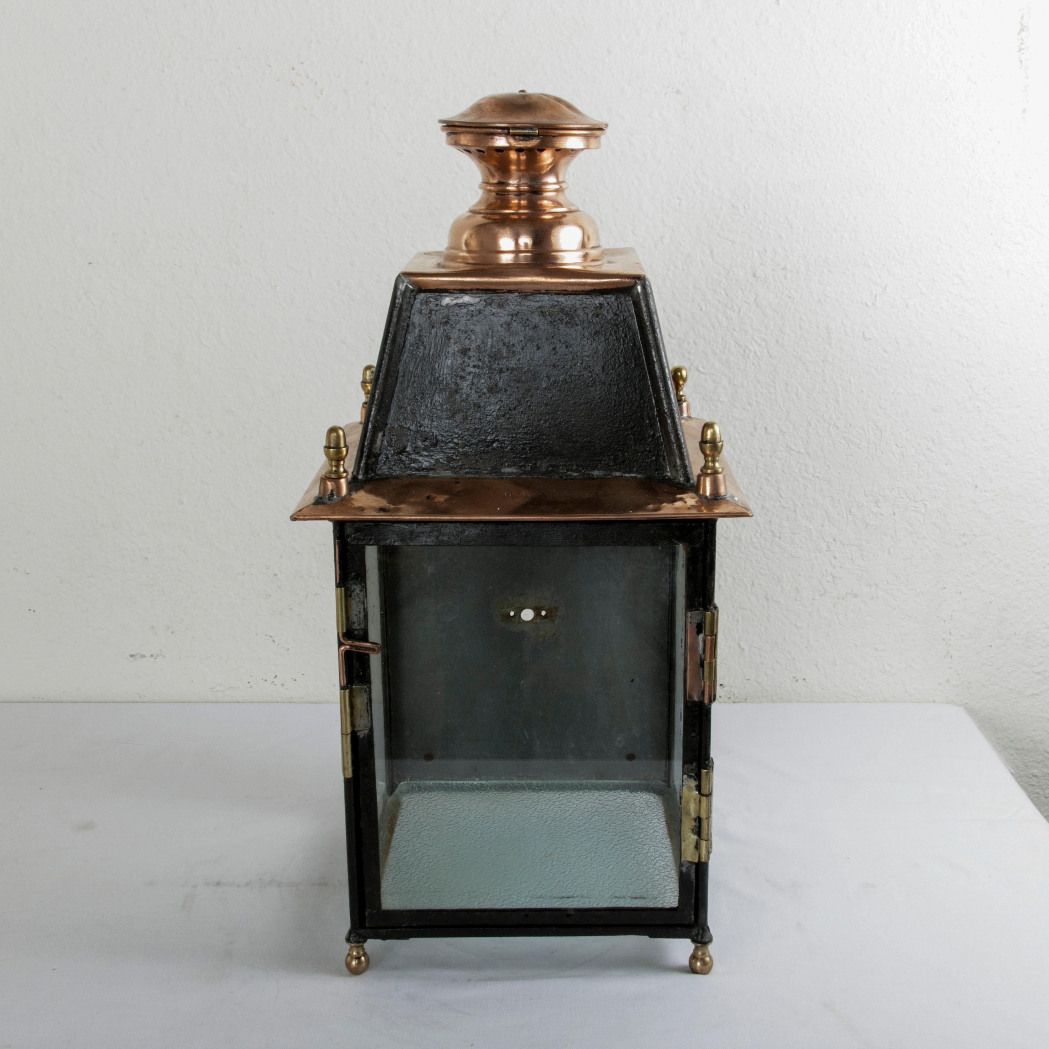 Early 20th Century French Copper, Iron, and Brass Railroad Lantern with Glass In Good Condition In Fayetteville, AR
