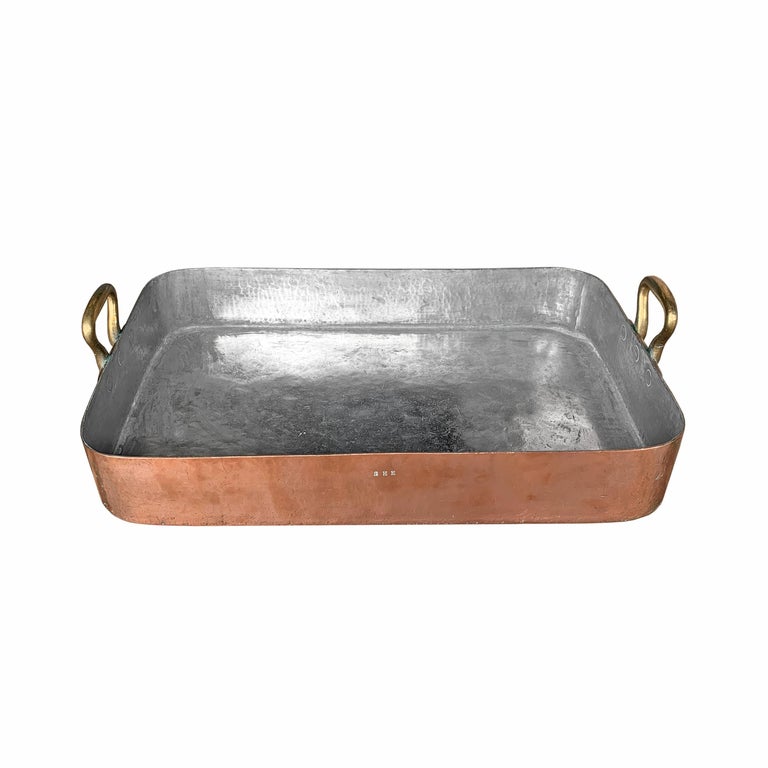 https://a.1stdibscdn.com/early-20th-century-french-copper-roaster-for-sale-picture-3/f_37383/1607194017450/Photo_Dec_05_9_50_20_AM_master.jpg?width=768