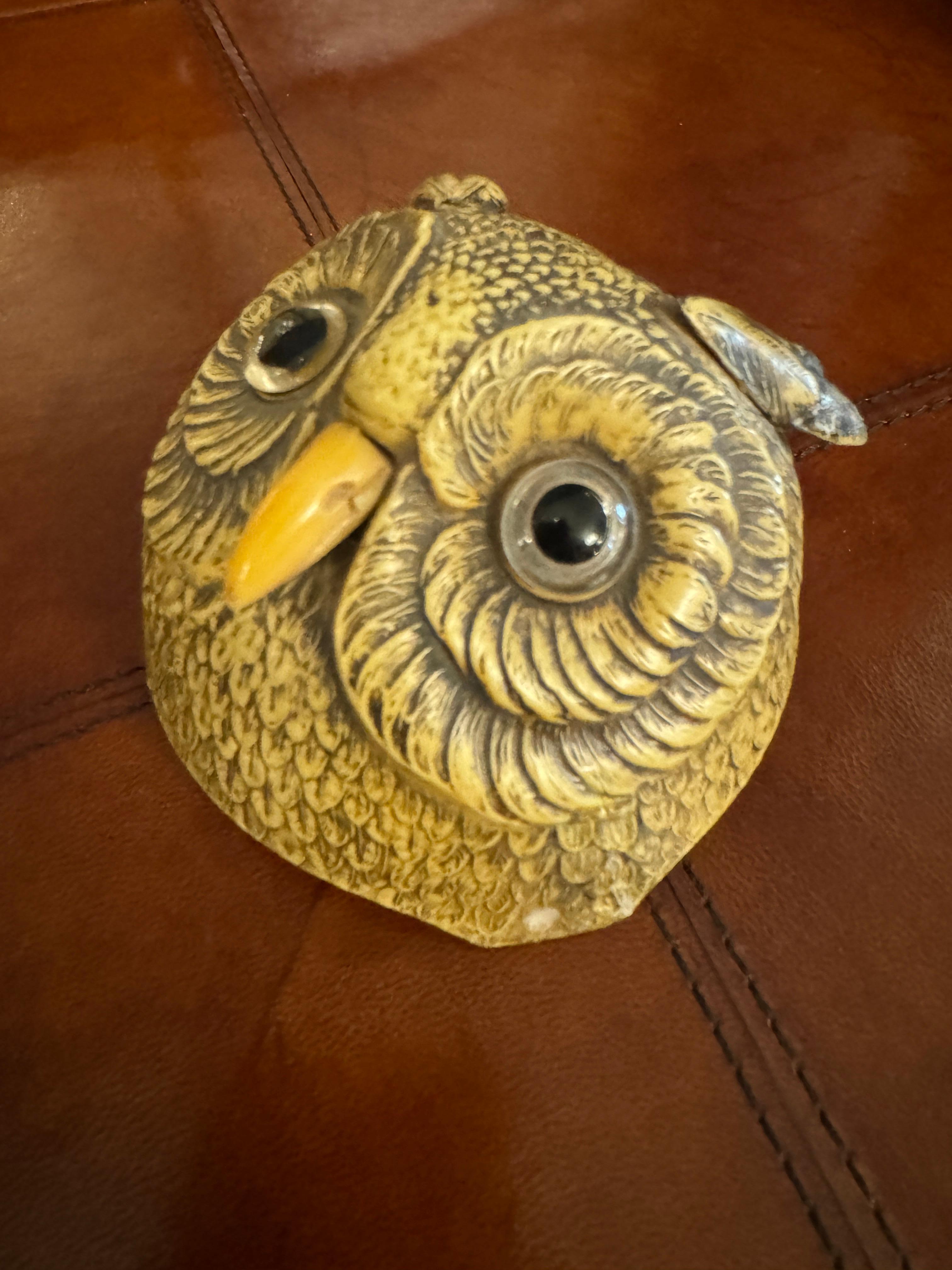 Early 20th Century French Counter Bell in the Form of an Owl Head

This adorable counter bell is made from celluloid which was common for toys, combs and buttons during the early 20th century. The bell is a windup version that will bring you joy on