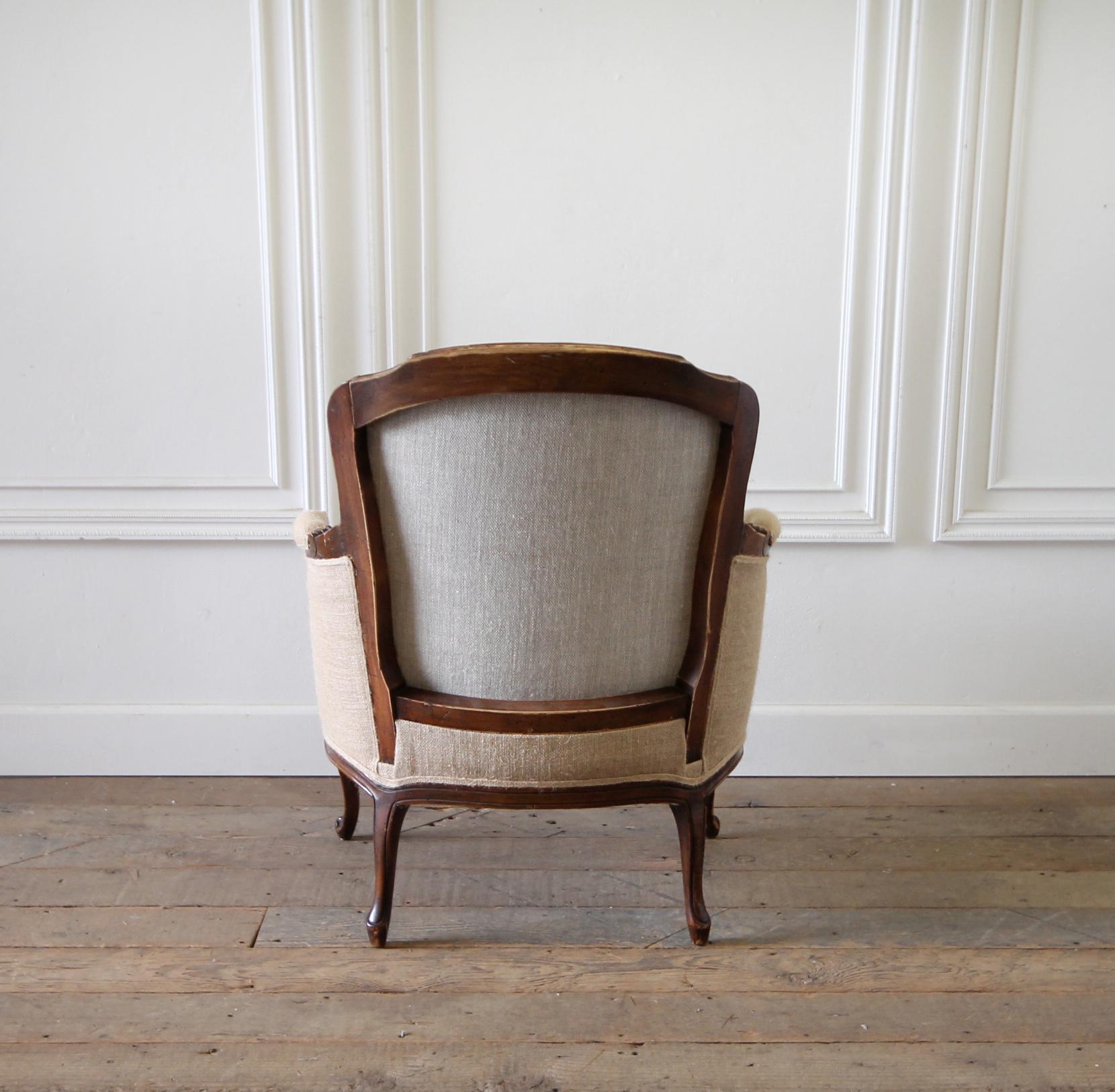 Early 20th Century French Country Bergere Chair with Linen Grainsack Upholstery 1