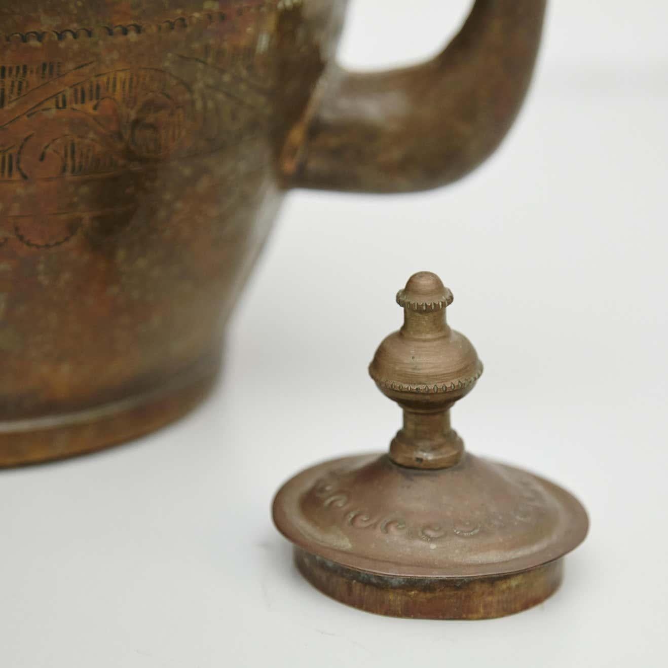 Early 20th Century French Country Brass Teapot For Sale 9