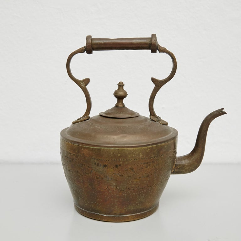 Early 20th Century French Country Brass Teapot For Sale at 1stDibs