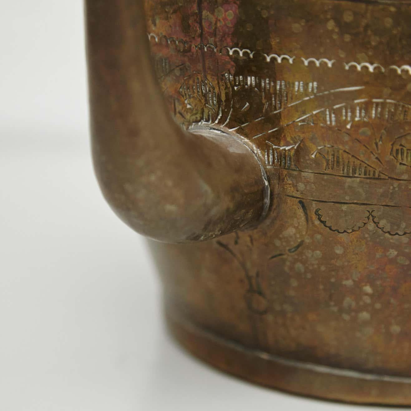Early 20th Century French Country Brass Teapot For Sale 5