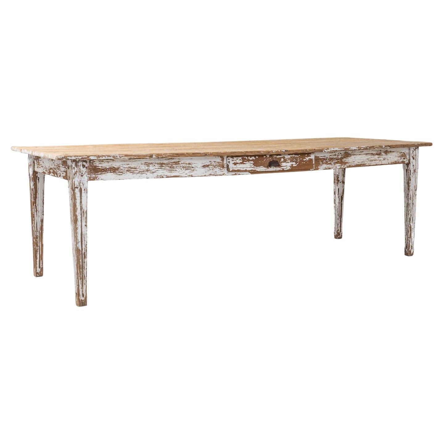 Early 20th Century French Country Patinated Wooden Dining Table For Sale