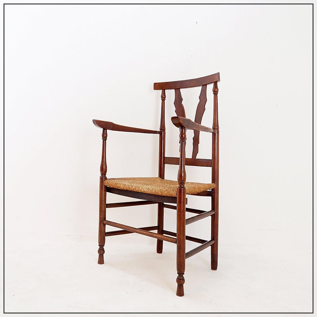 Early 20th Century French Country-Style Armchair For Sale 8