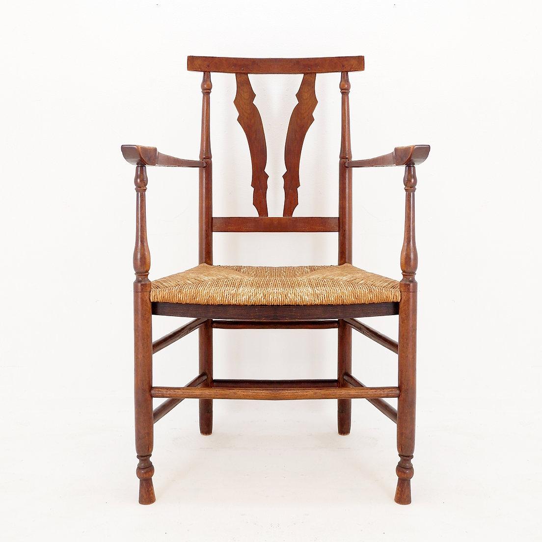 Early 20th Century French Country-Style Armchair For Sale 4