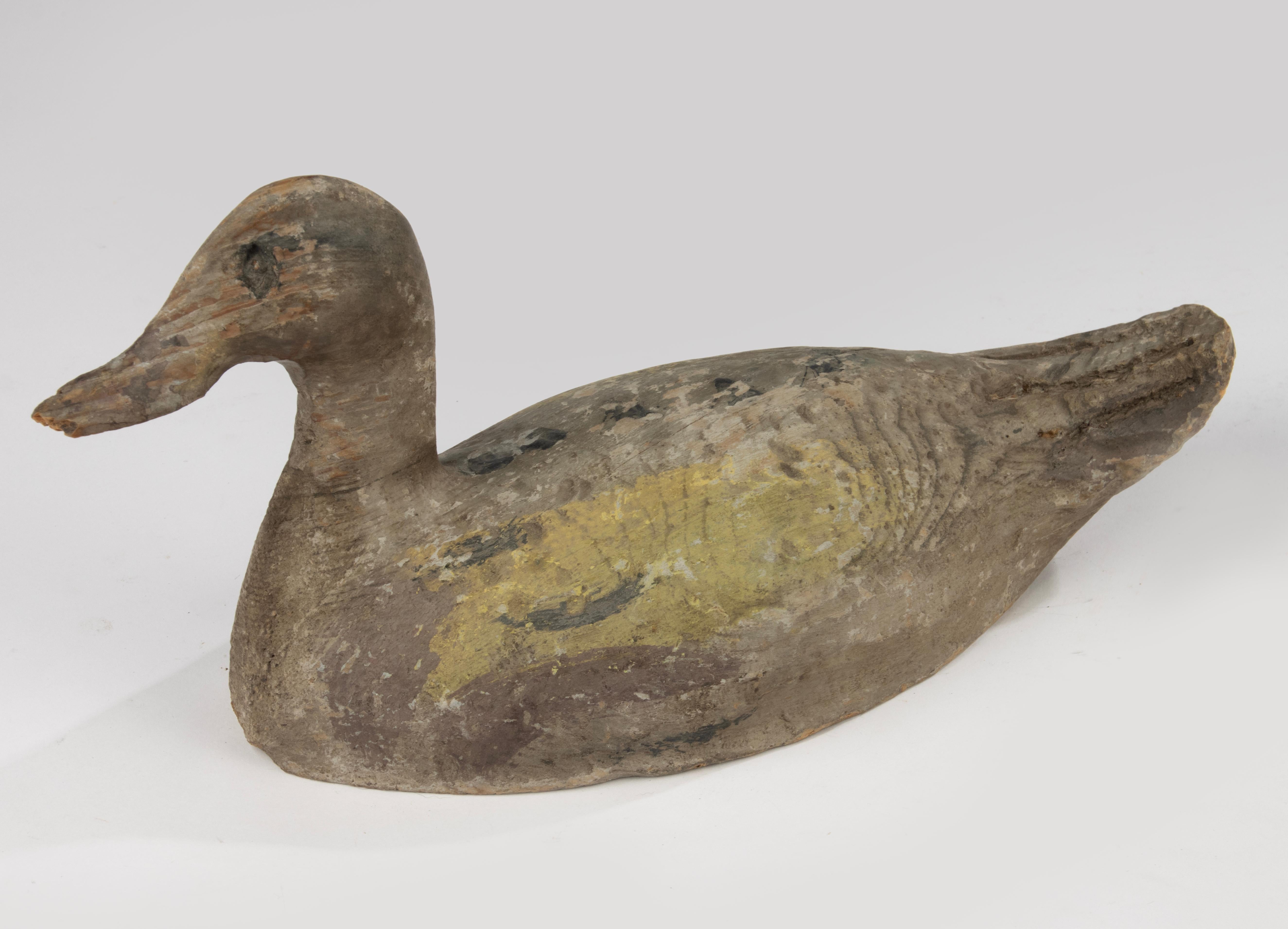 Early 20th Century French Decoy Duck - Hand-Carved Wood - Original Paint Traces For Sale 3