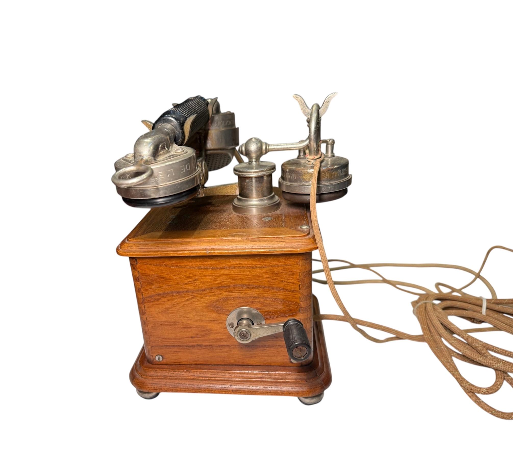 Metallo Telefono da tavolo francese dei primi del Novecento in vendita