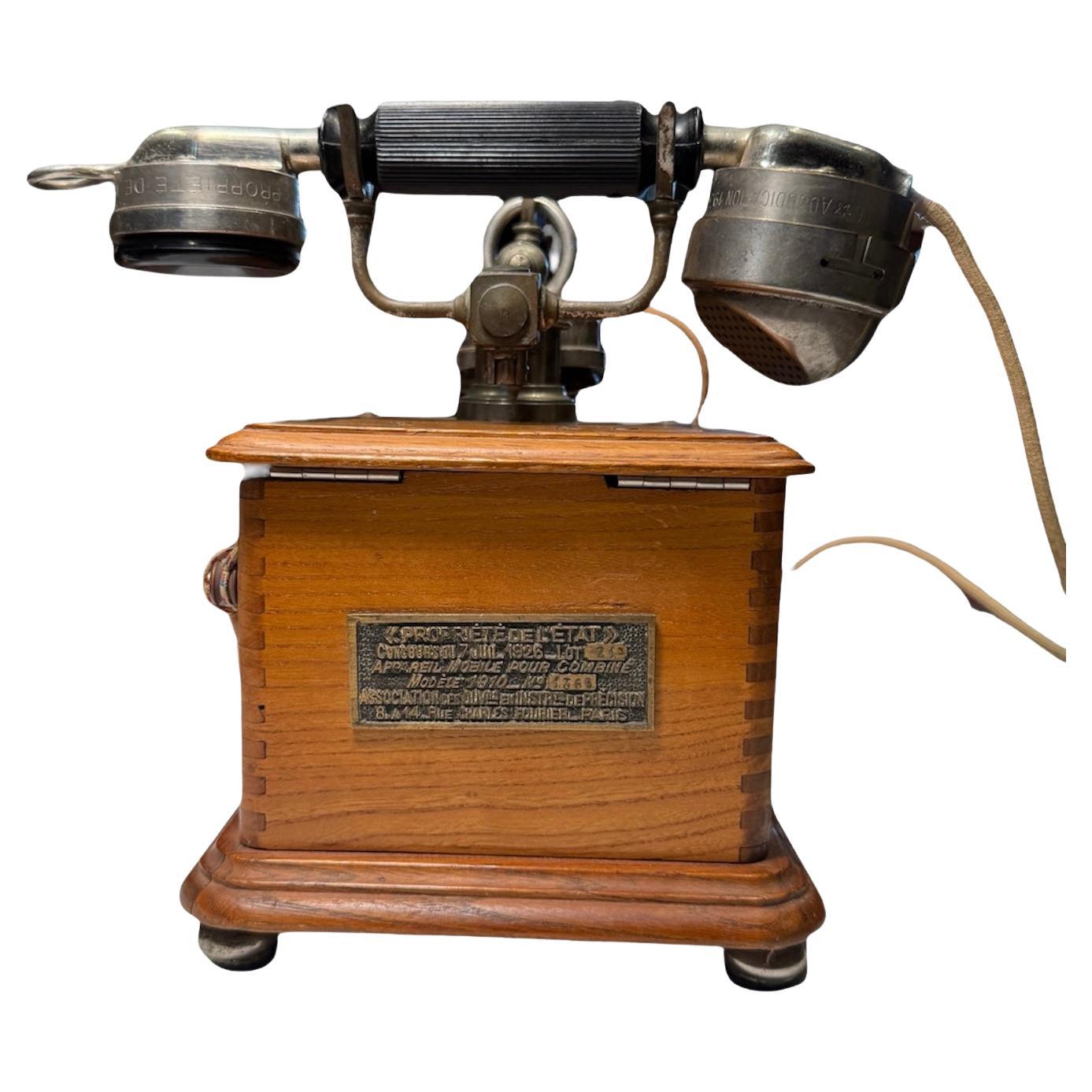 Telefono da tavolo francese dei primi del Novecento