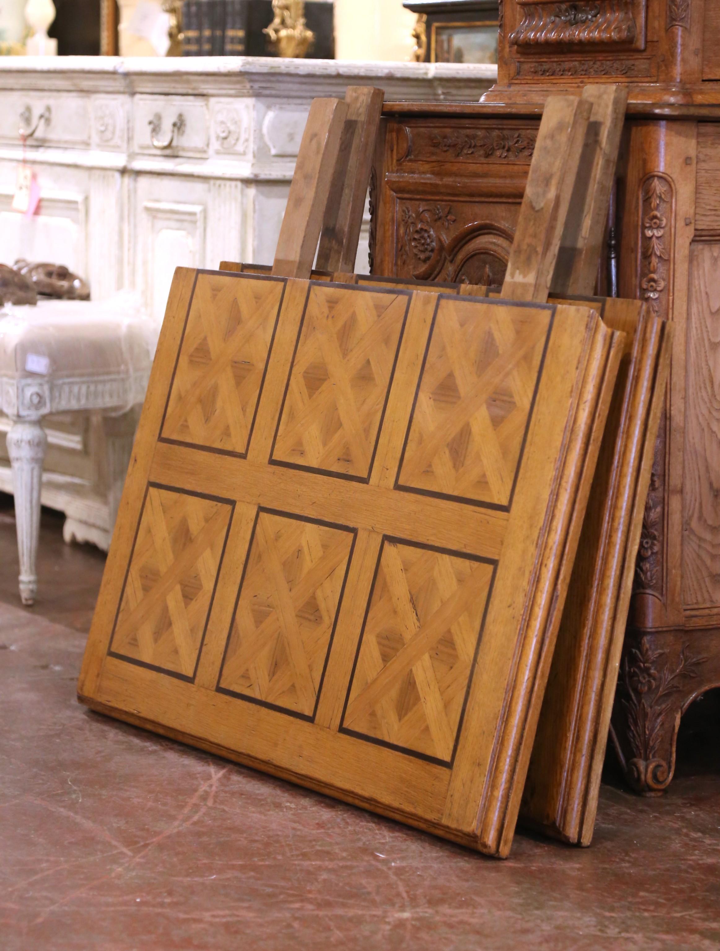 Early 20th Century French Dining Table with Parquetry Top and Two Leaves For Sale 8