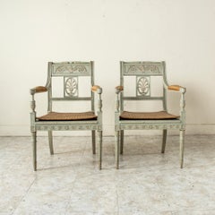 Fauteuils en frêne peint de style Directoire du début du 20e siècle, assise cannée