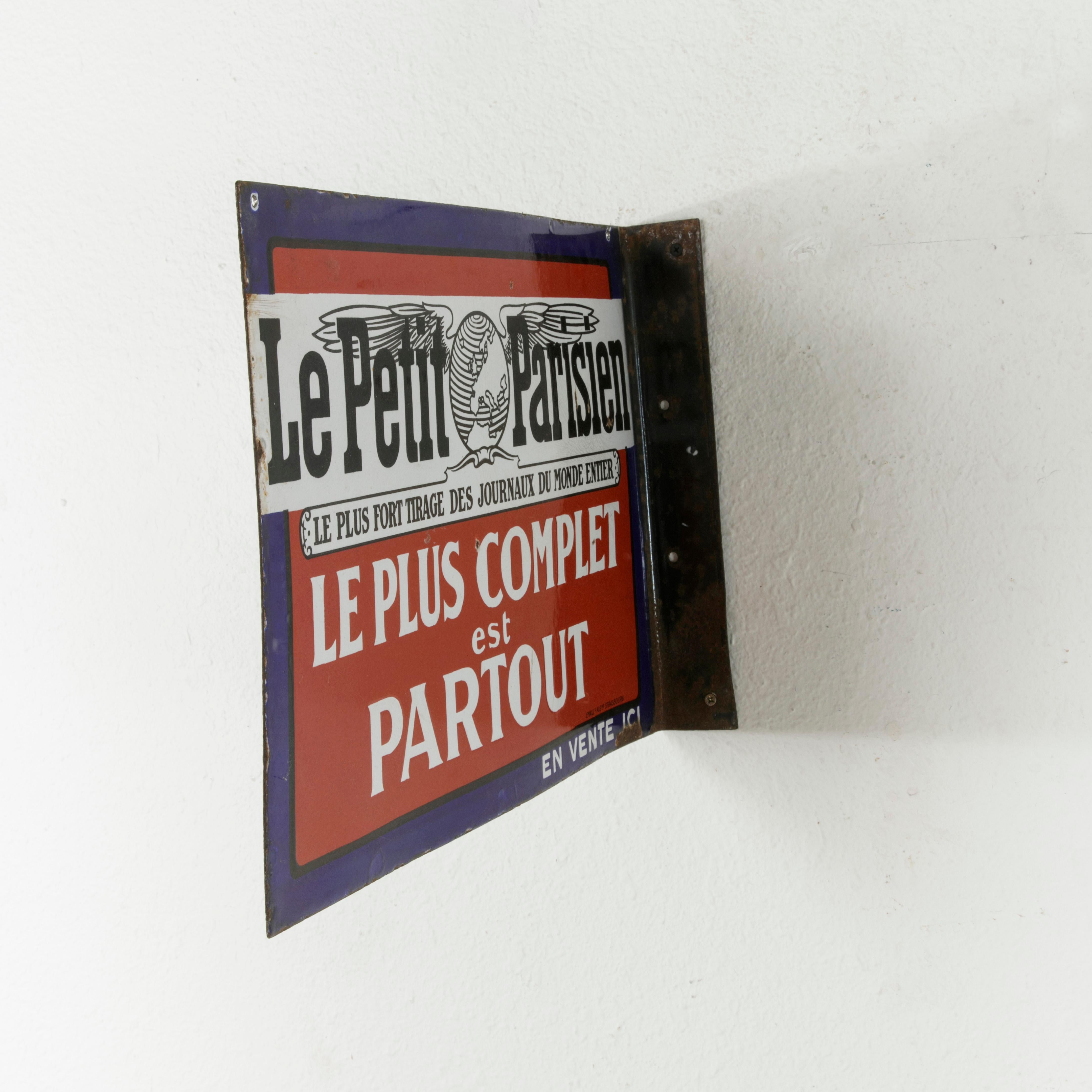 Early 20th Century French Double Faced Enameled Metal Sign for Le Petit Parisien In Good Condition In Fayetteville, AR