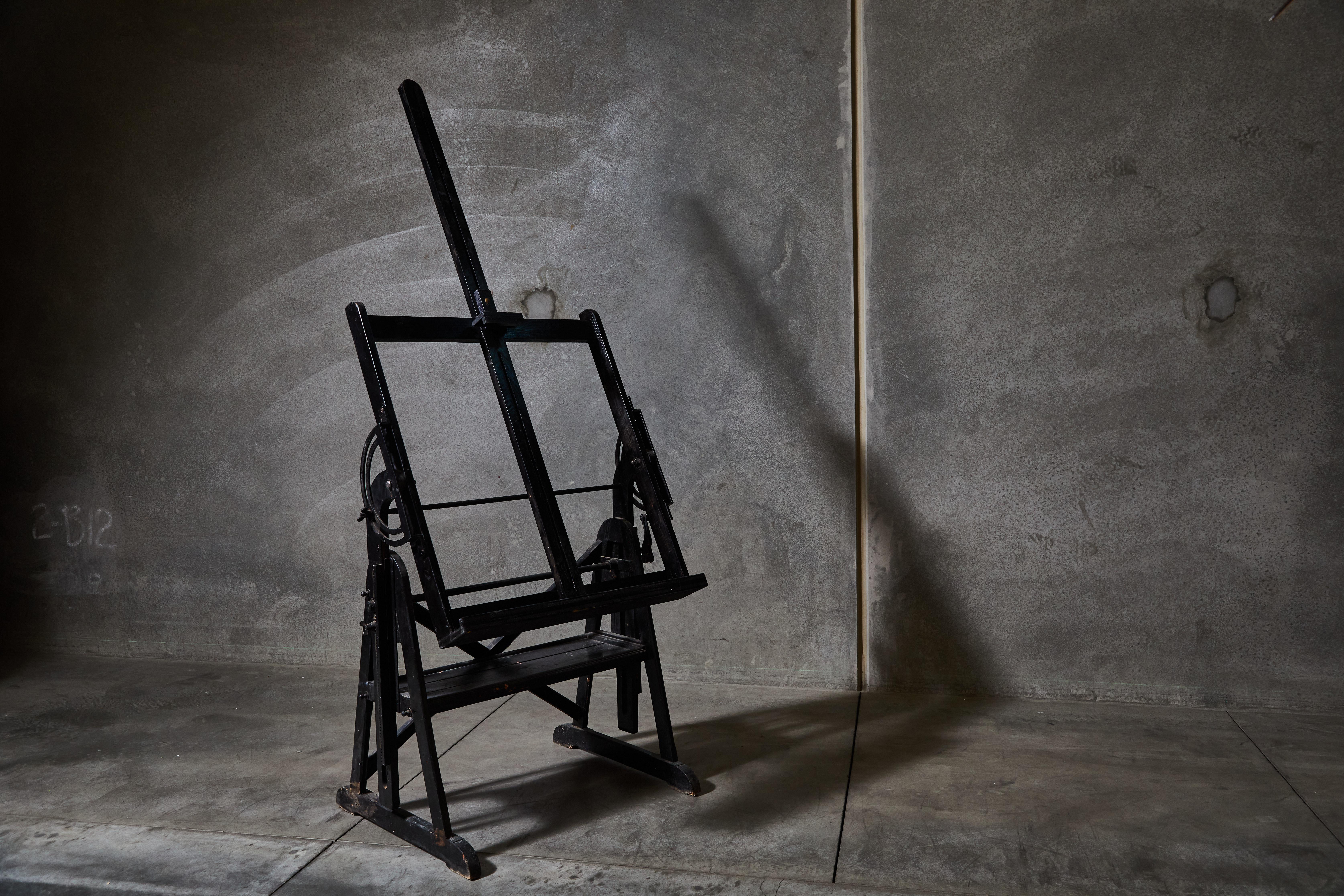 Early 20th Century French Easel 4