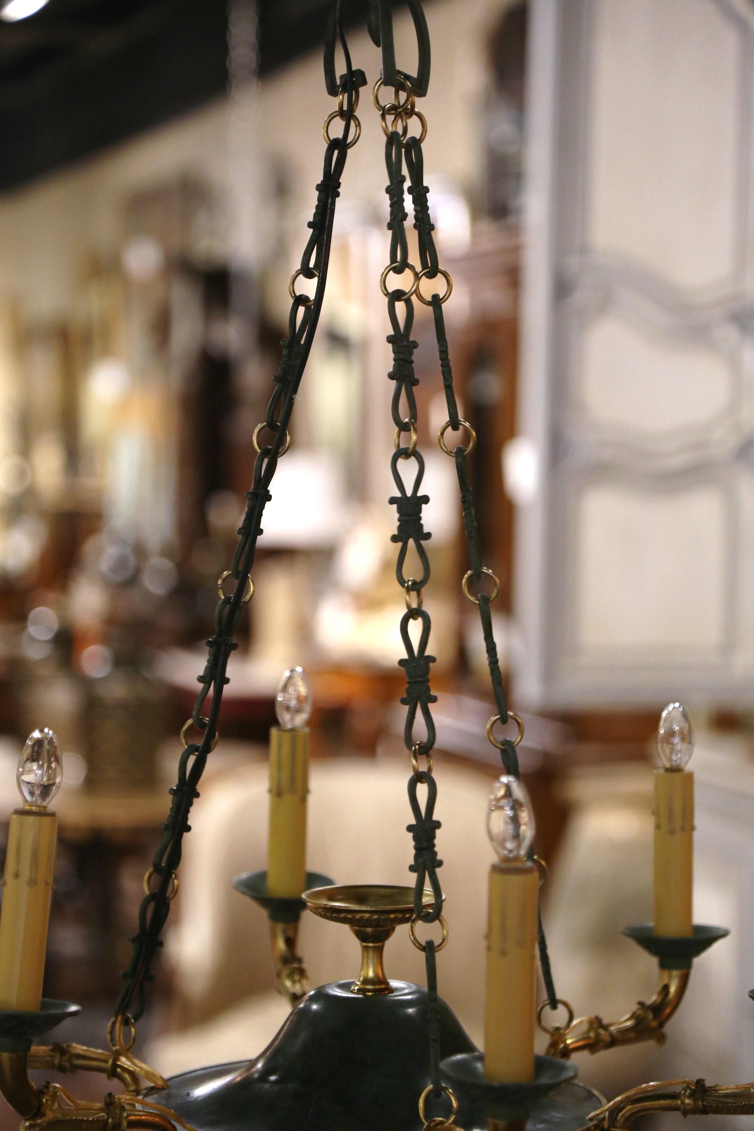 Lampadario a sei luci in bronzo Dore Impero francese del primo Novecento in vendita 2