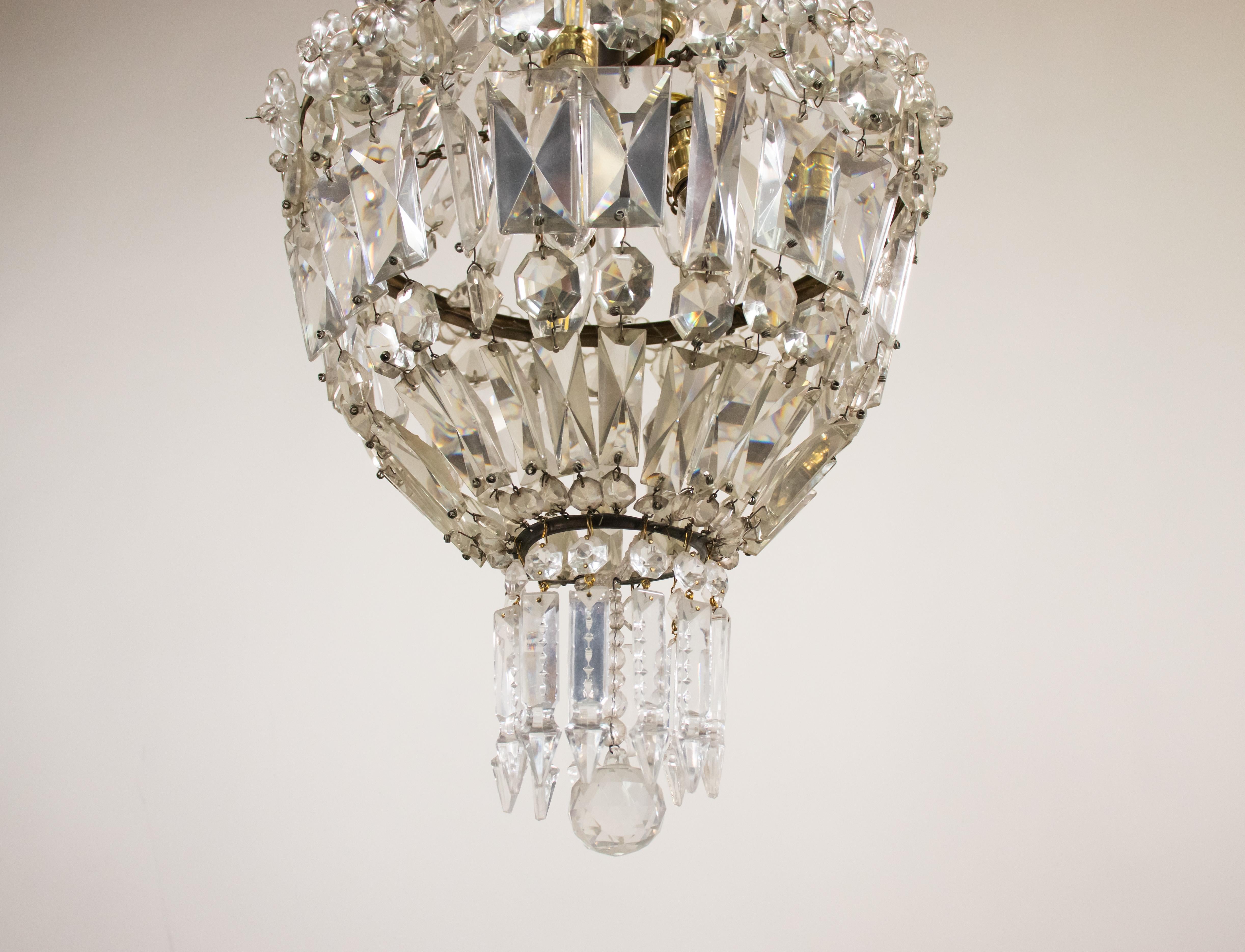 Französischer Kristall-Kronleuchter im Empire-Stil des frühen 20. Jahrhunderts im Angebot 8