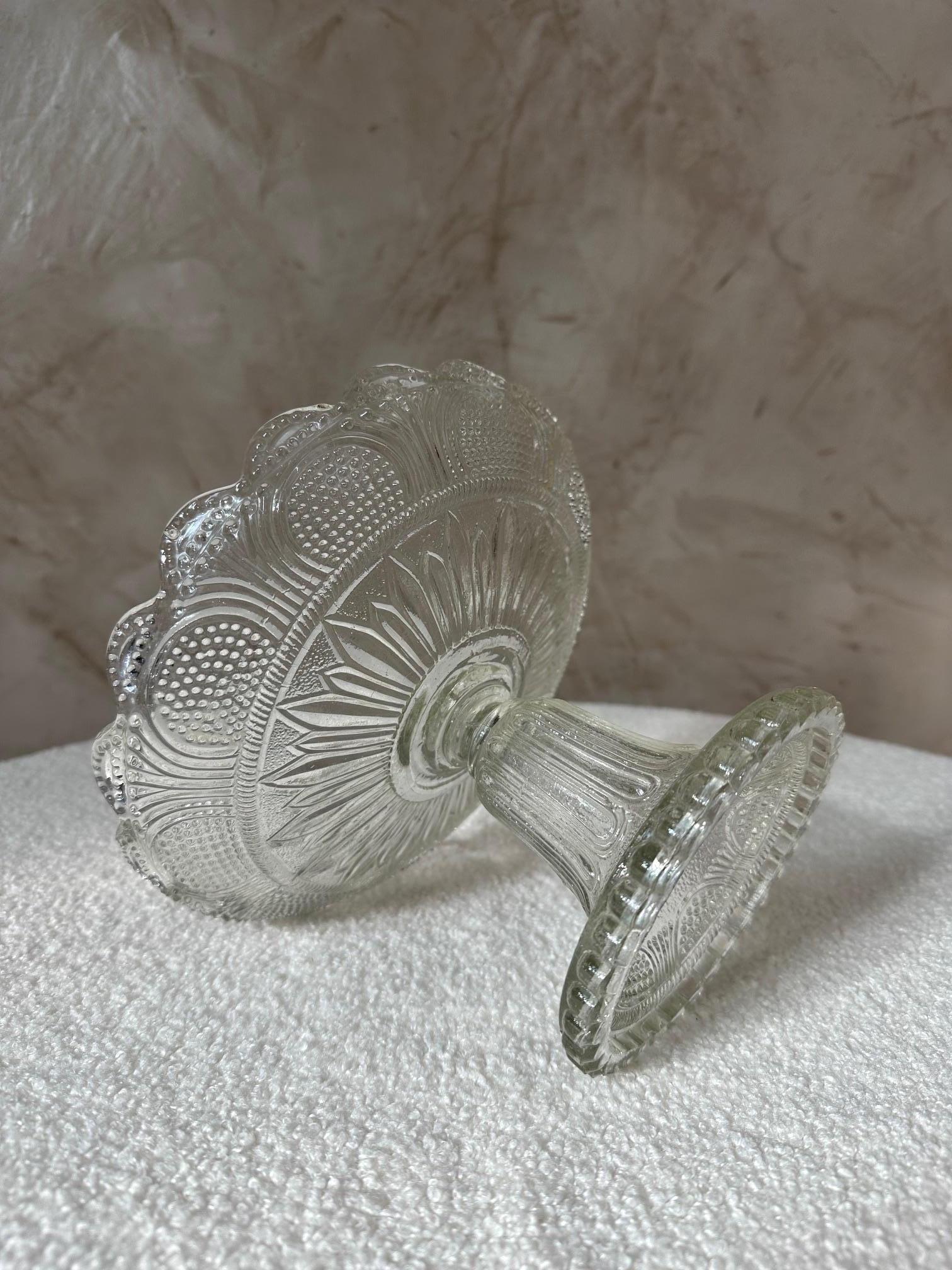 Early 20th century French Engraved Glass Pedestal Dish, 1900s For Sale 6