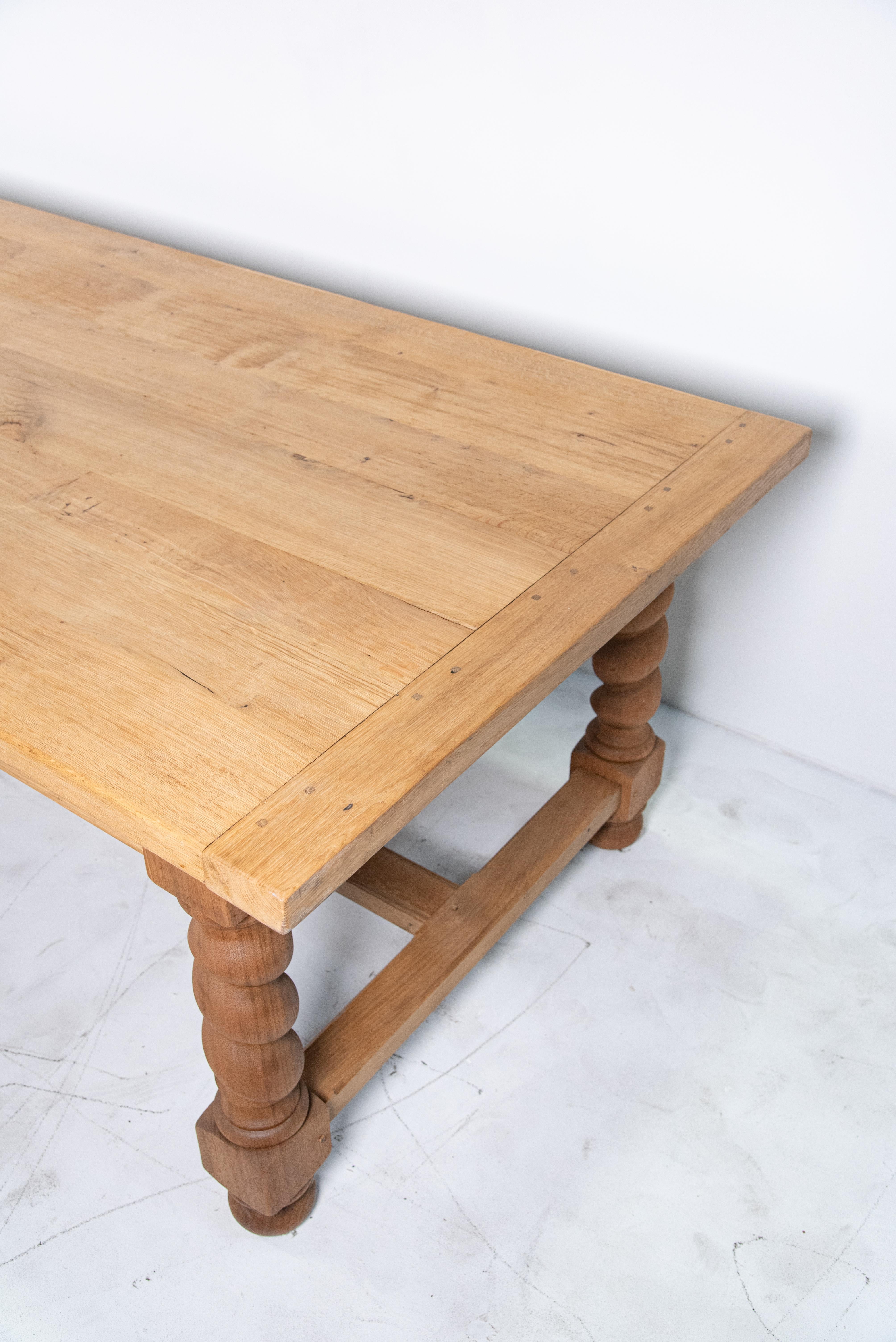 Table de salle à manger de ferme française du début du 20e siècle Bon état - En vente à Austin, TX