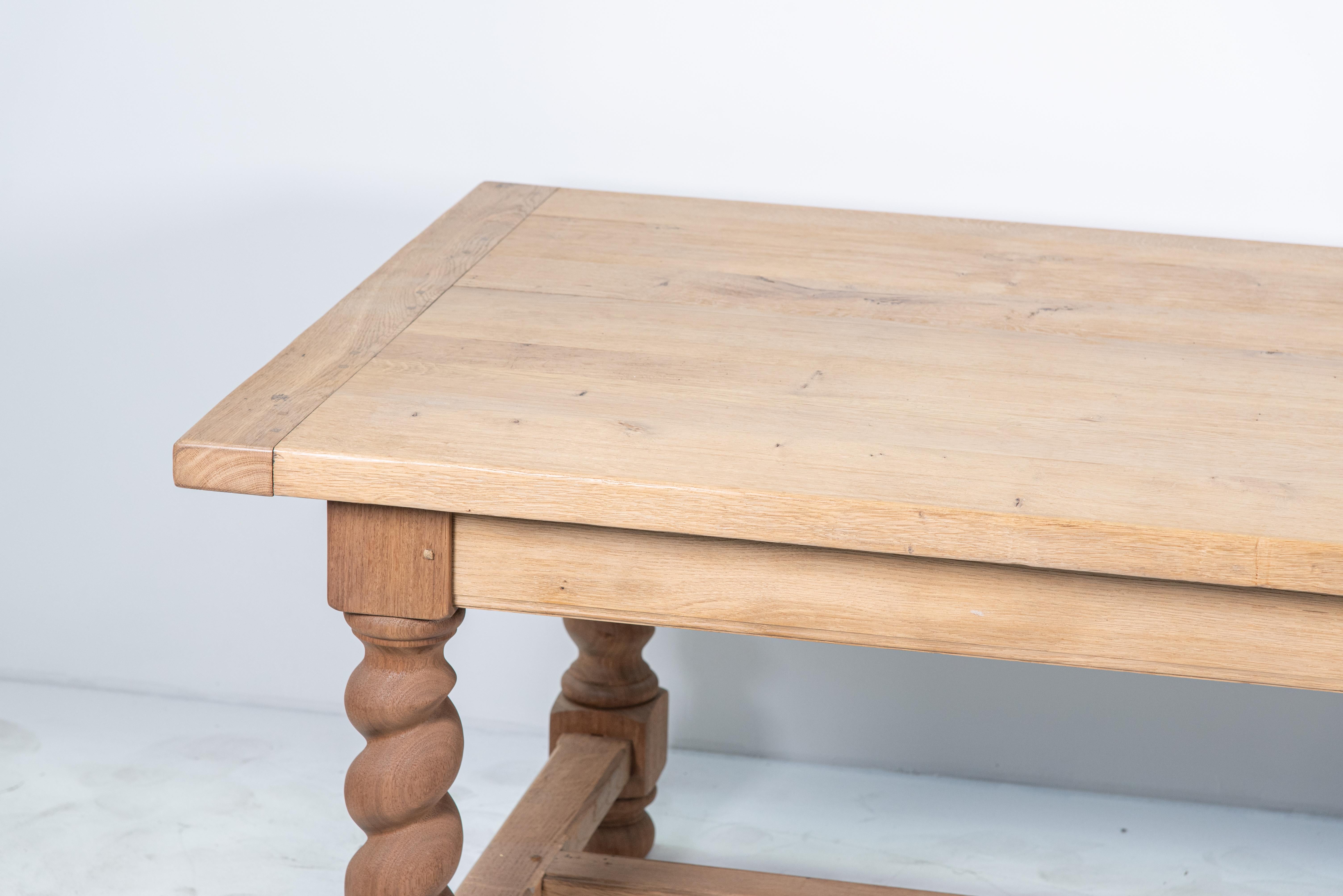 20ième siècle Table de salle à manger de ferme française du début du 20e siècle en vente