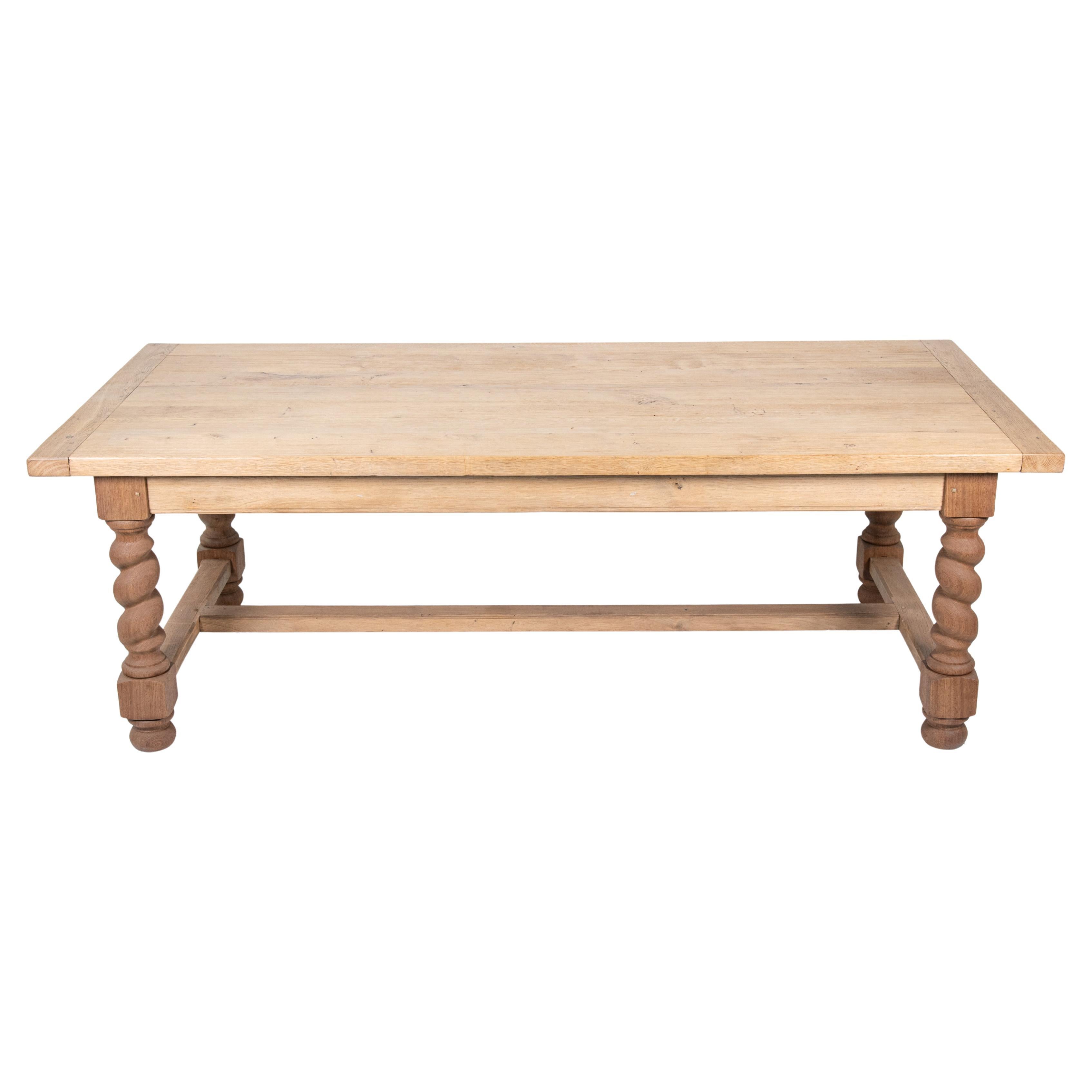 Mesa de comedor de granja francesa de principios del siglo XX