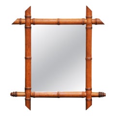 Frühes 20. Jahrhundert Französisch Faux Bamboo Walnuss Wandspiegel mit Finials