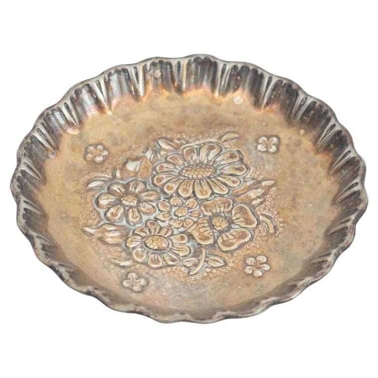 Early 20th Century French Floral Metal Ashtray For Sale