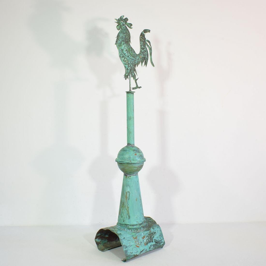 Early 20th Century, French Folk Art Copper Weathervane with Rooster In Good Condition In Buisson, FR