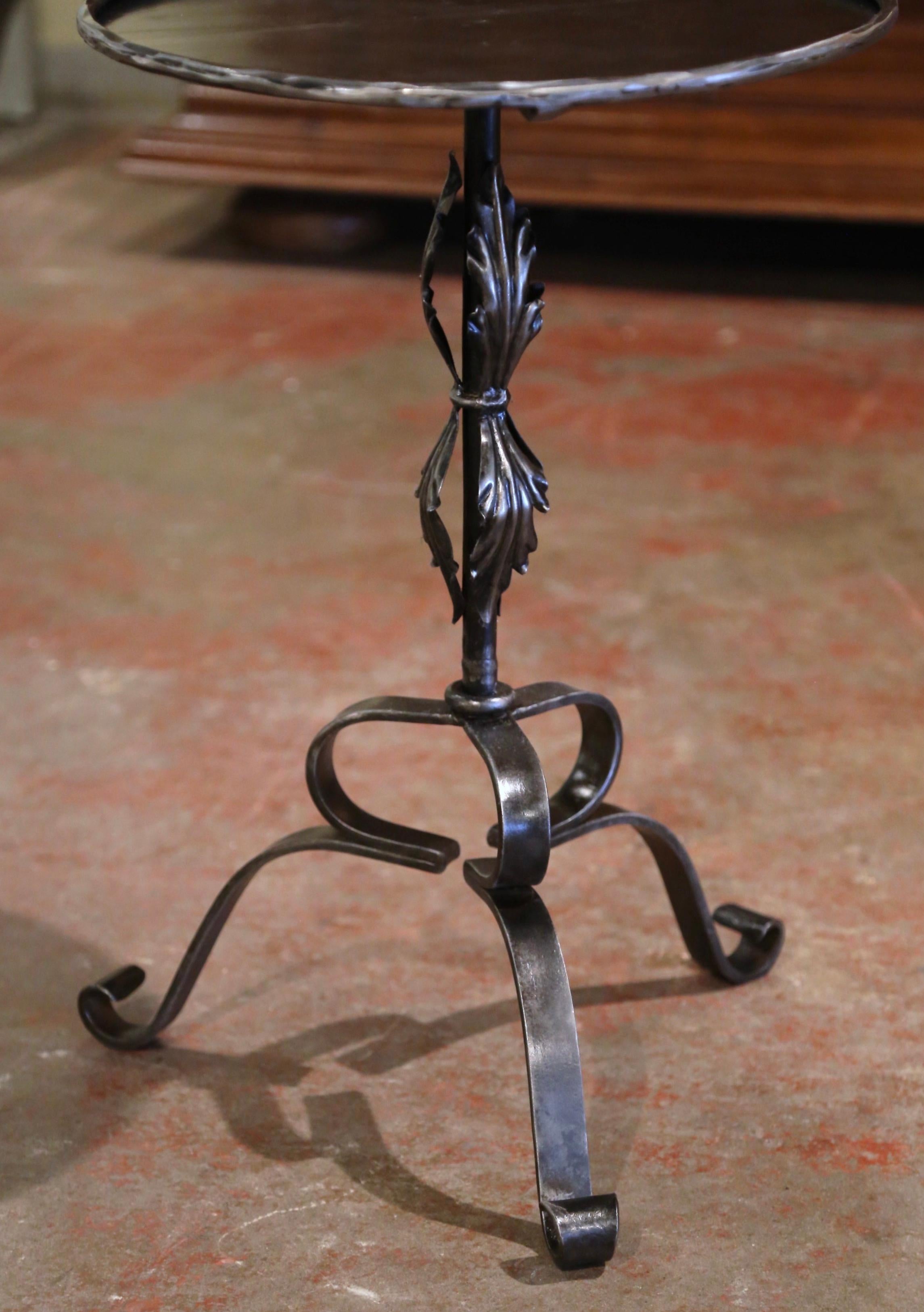Early 20th Century French Forged and Polished Iron Martini Pedestal Table For Sale 1