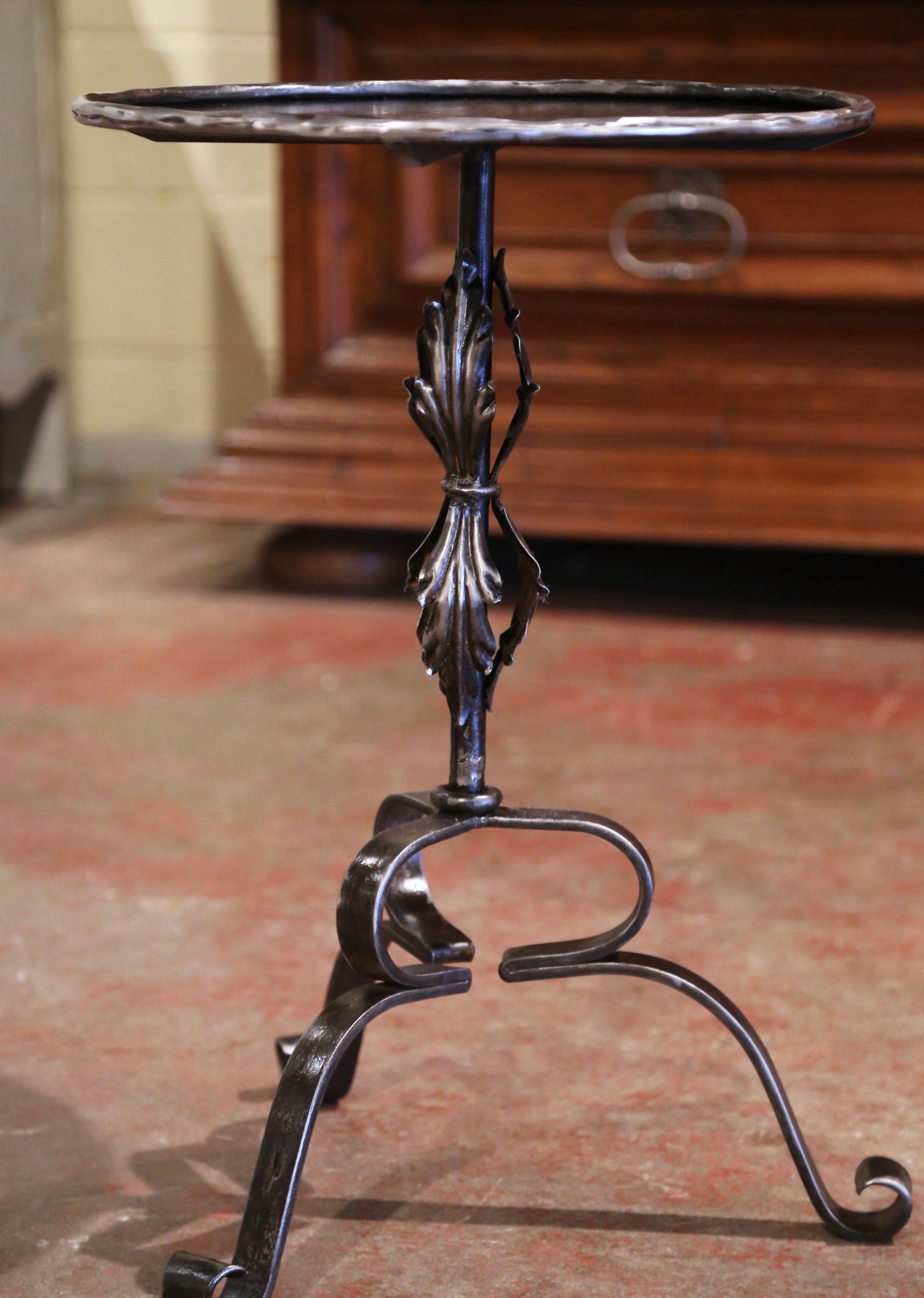 Early 20th Century French Forged and Polished Iron Martini Pedestal Table For Sale 2