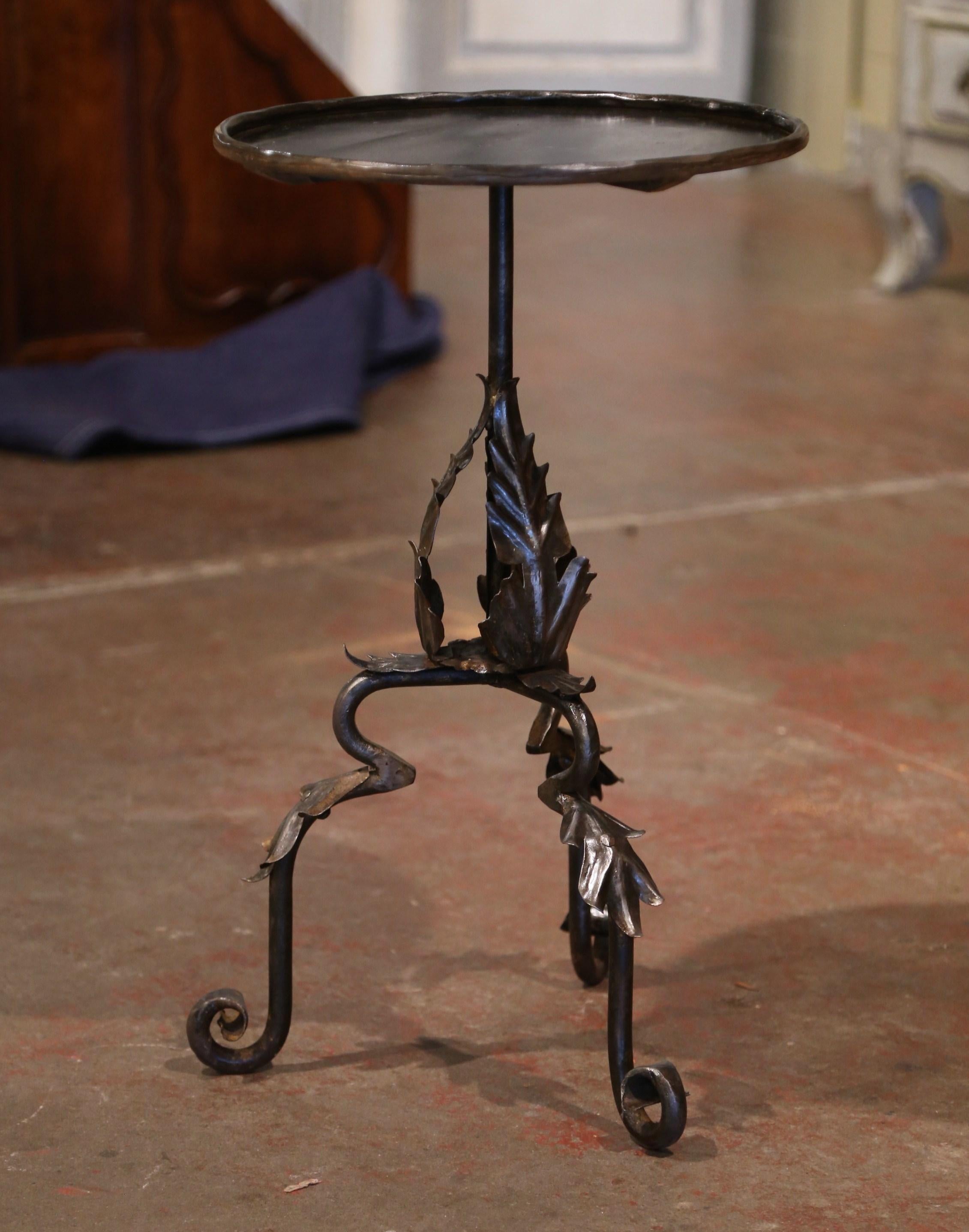 Early 20th Century French Forged and Polished Iron Martini Pedestal Table 1