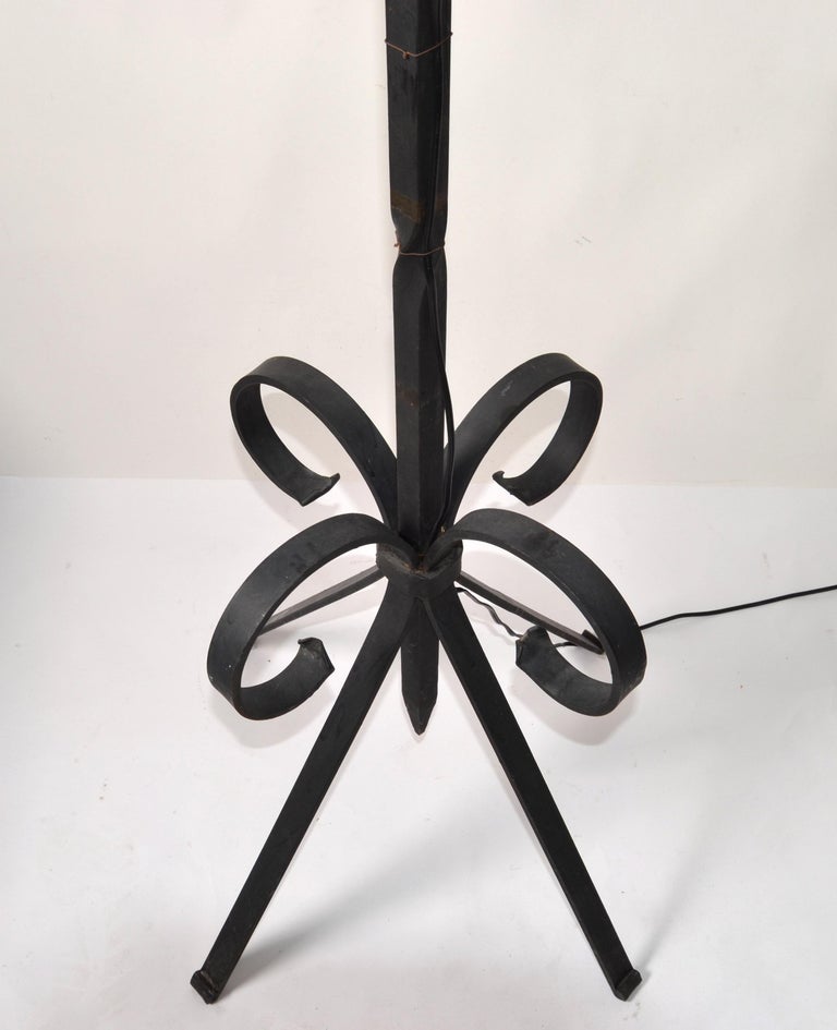 Early 20th Century French Wrought Iron 5 Light Candelabra Floor