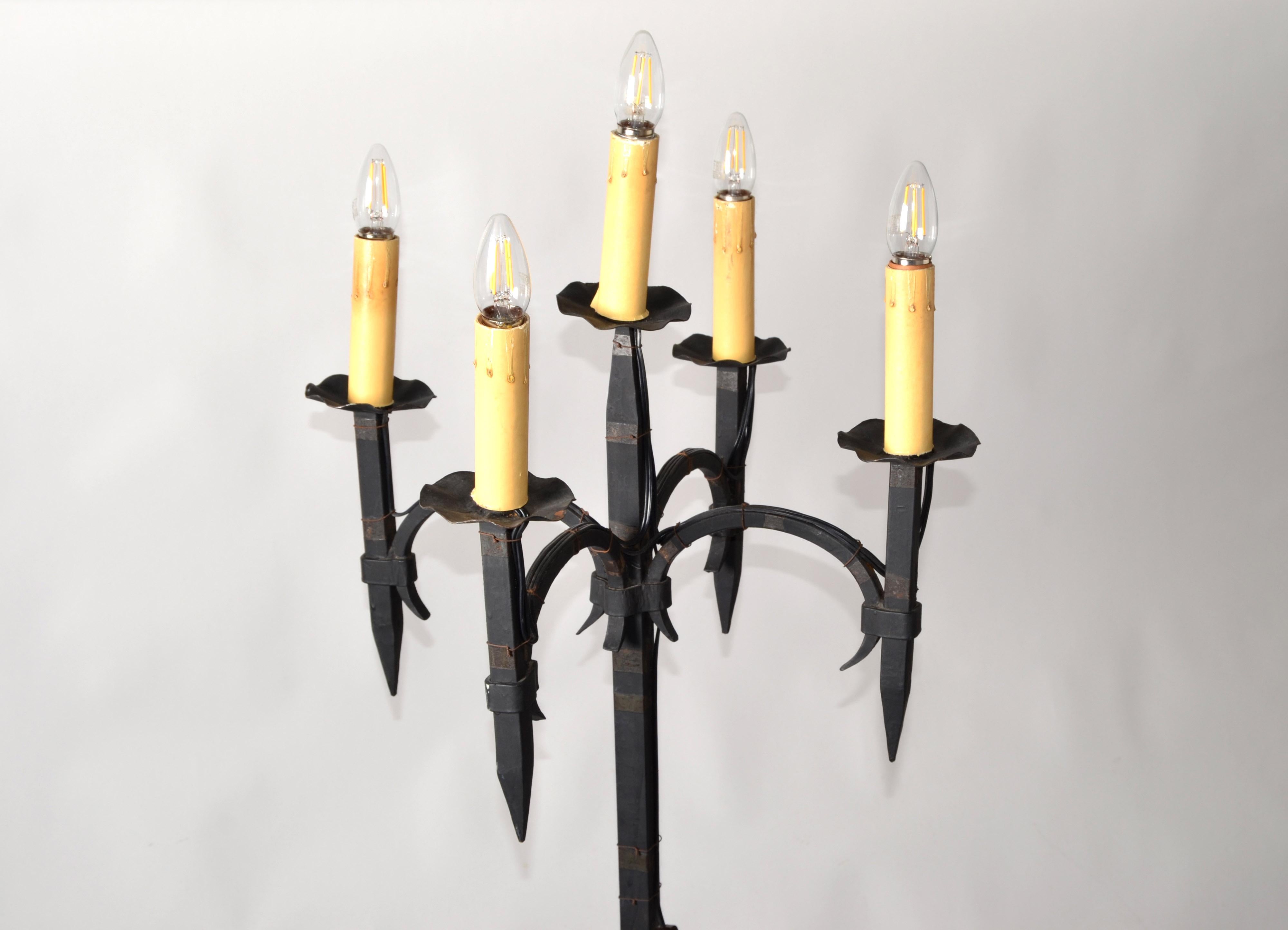 Early 20th Century French Forged Wrought Iron 5 Light Candelabra Floor Lamp For Sale 2