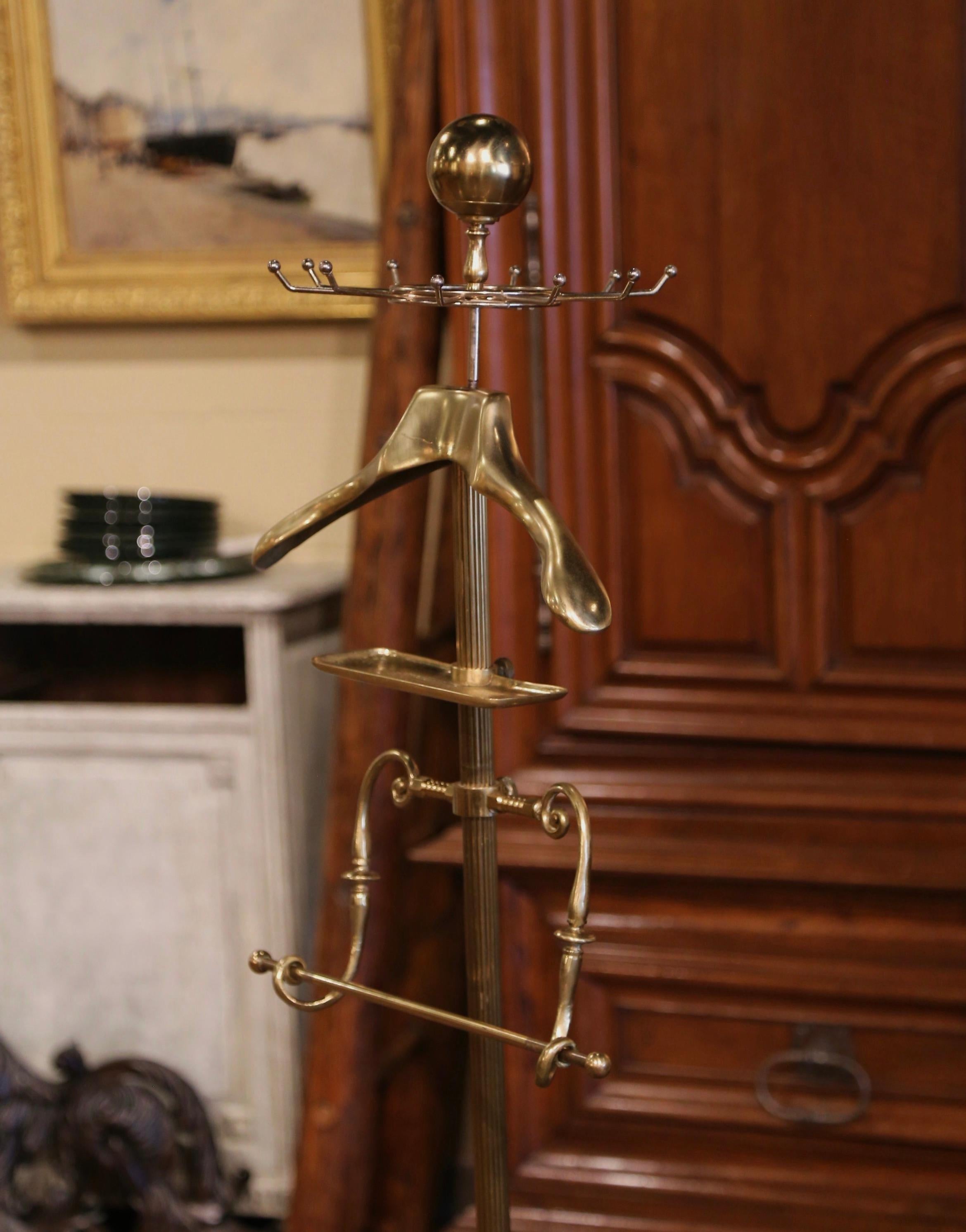 Early 20th Century French Gilt Brass Jacket Hanger Bathroom Coat Stand In Excellent Condition For Sale In Dallas, TX