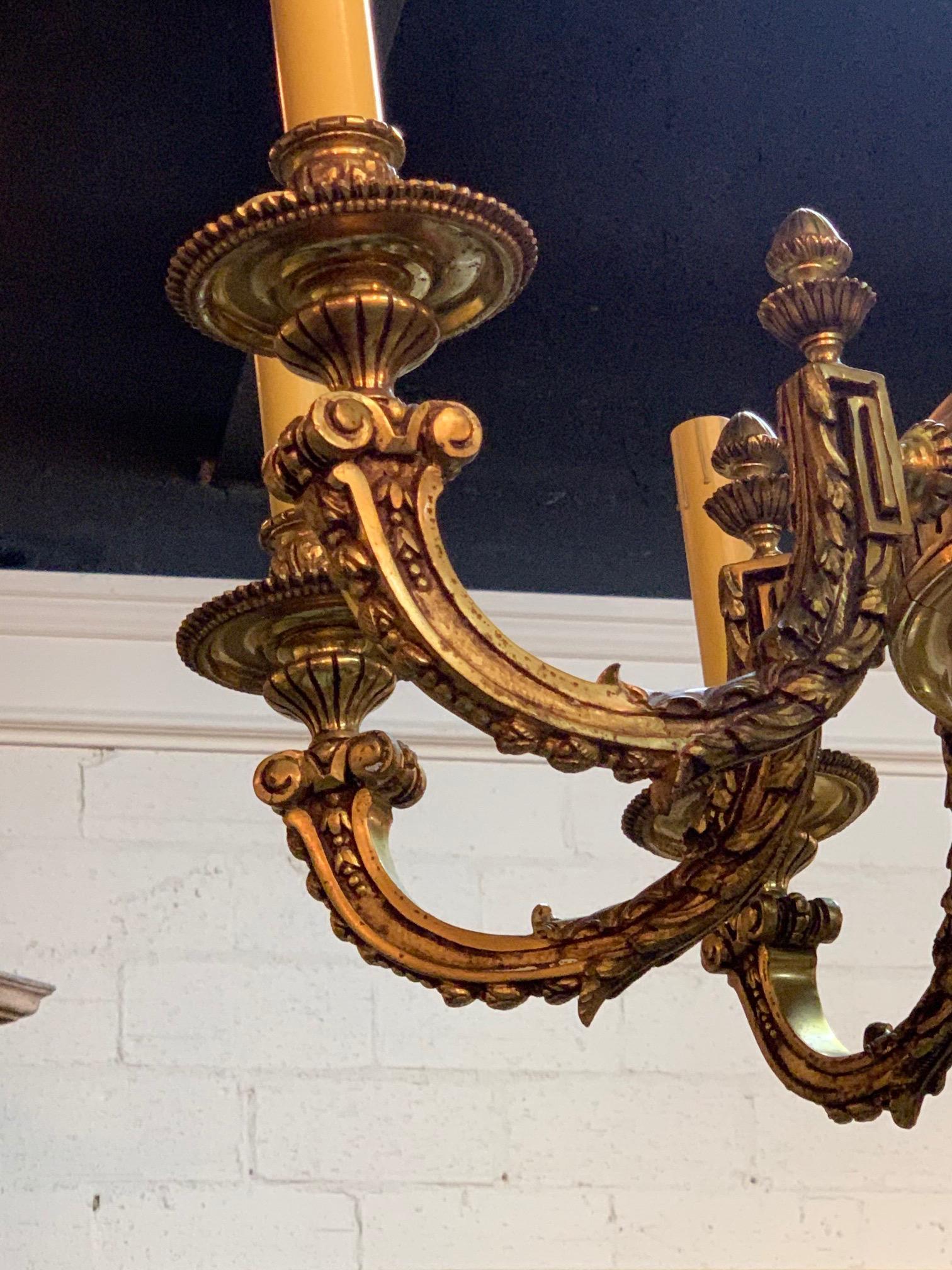 Early 20th Century French Gilt Bronze Chandelier with 8-Lights 1