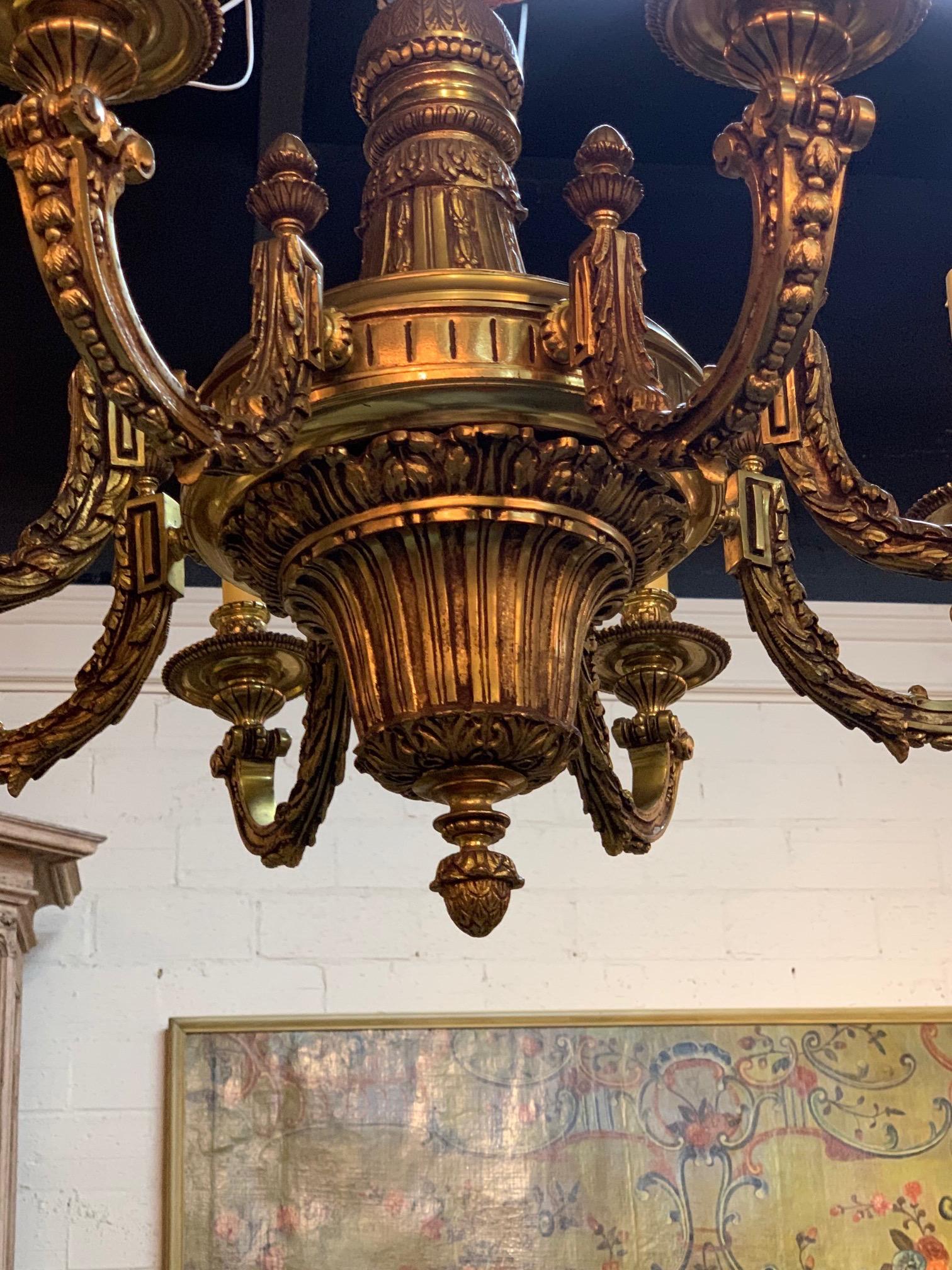 Early 20th Century French Gilt Bronze Chandelier with 8-Lights 2