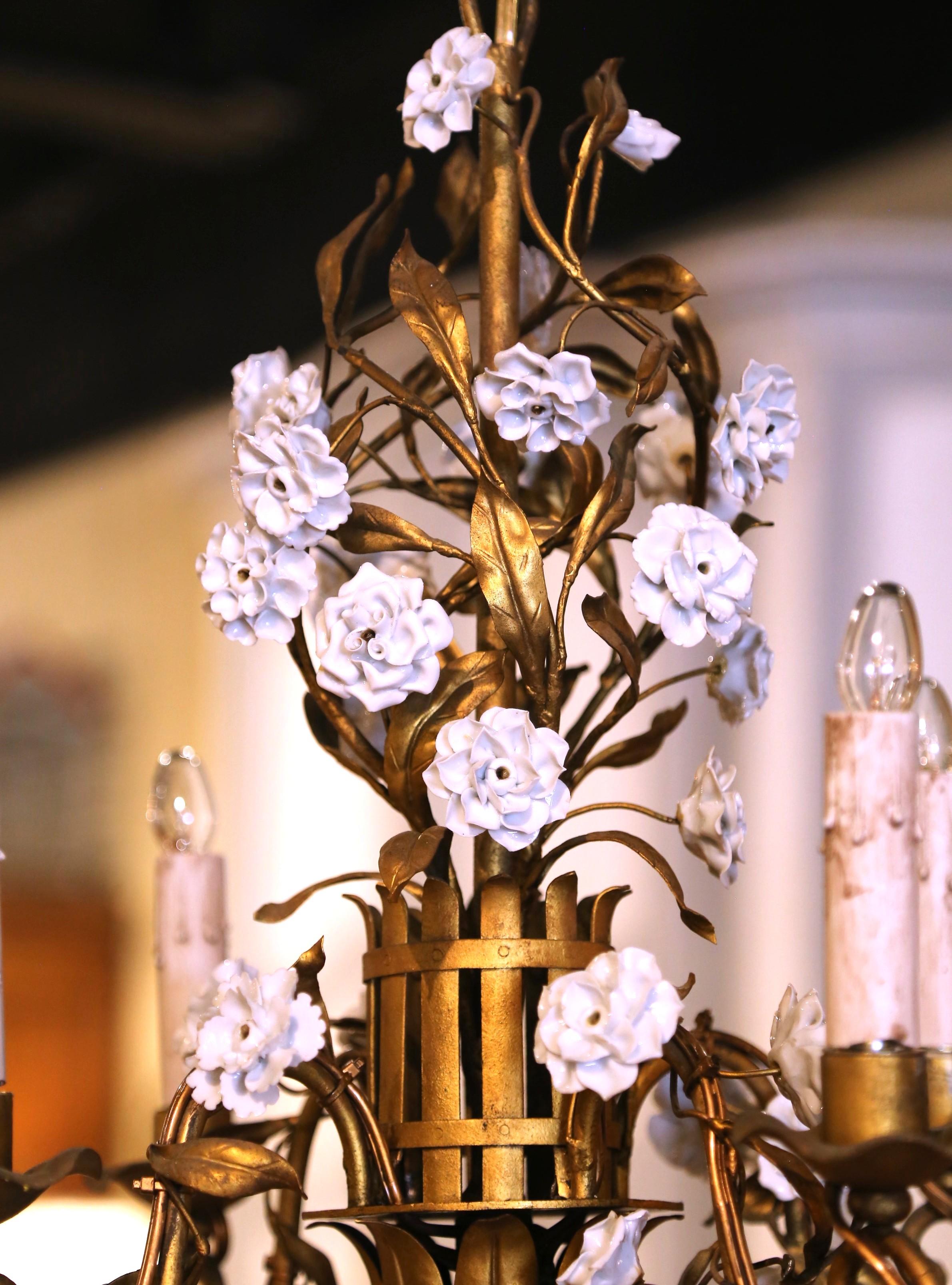 Early 20th Century French Gilt Metal & Porcelain Flowers Four-Light Chandelier For Sale 4