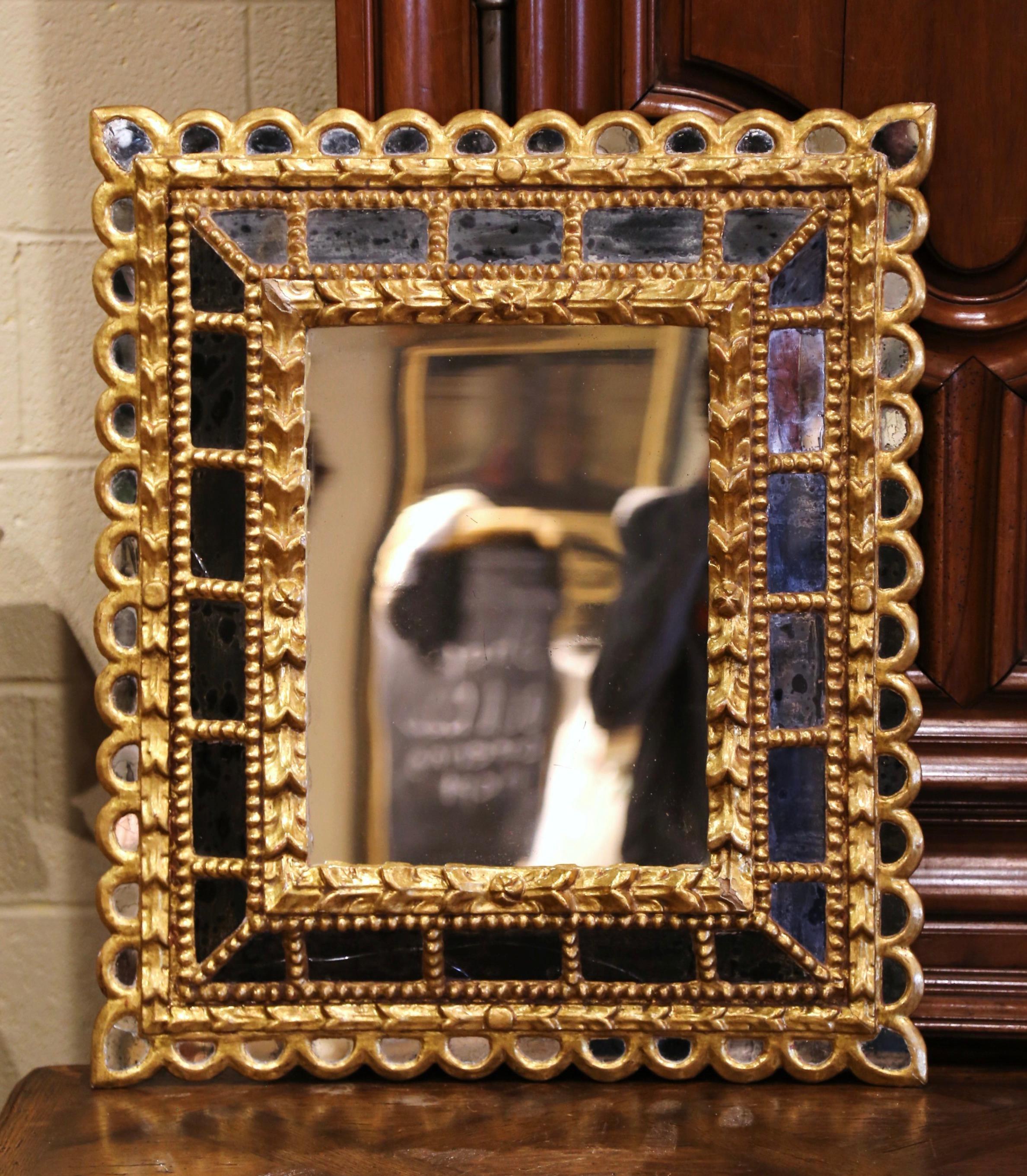 Hand-Carved Early 20th Century French Giltwood Sunburst Mirror with Overlay Recessed Glass