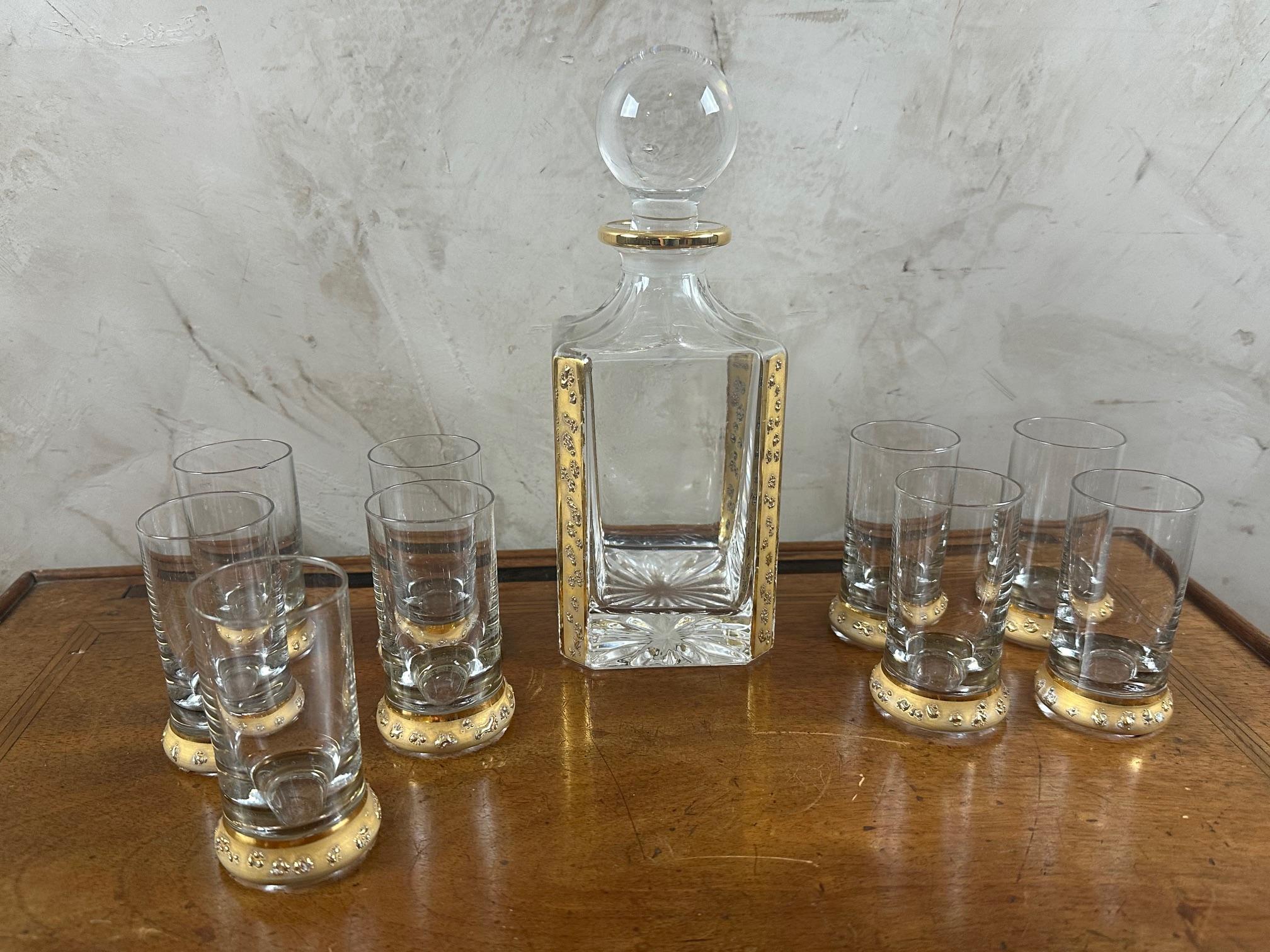 Juego de licor de vidrio y oro francés de principios del siglo XX, 1900 Vidrio en venta