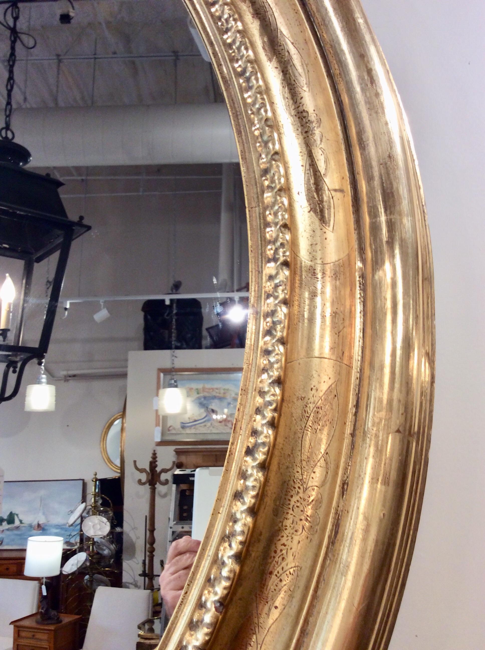 Early 20th Century French Gold Gilt Round Mirror 6