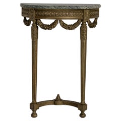 Consolle francese in oro e legno dorato in stile Luigi XVI dei primi anni del XX secolo con piano in marmo