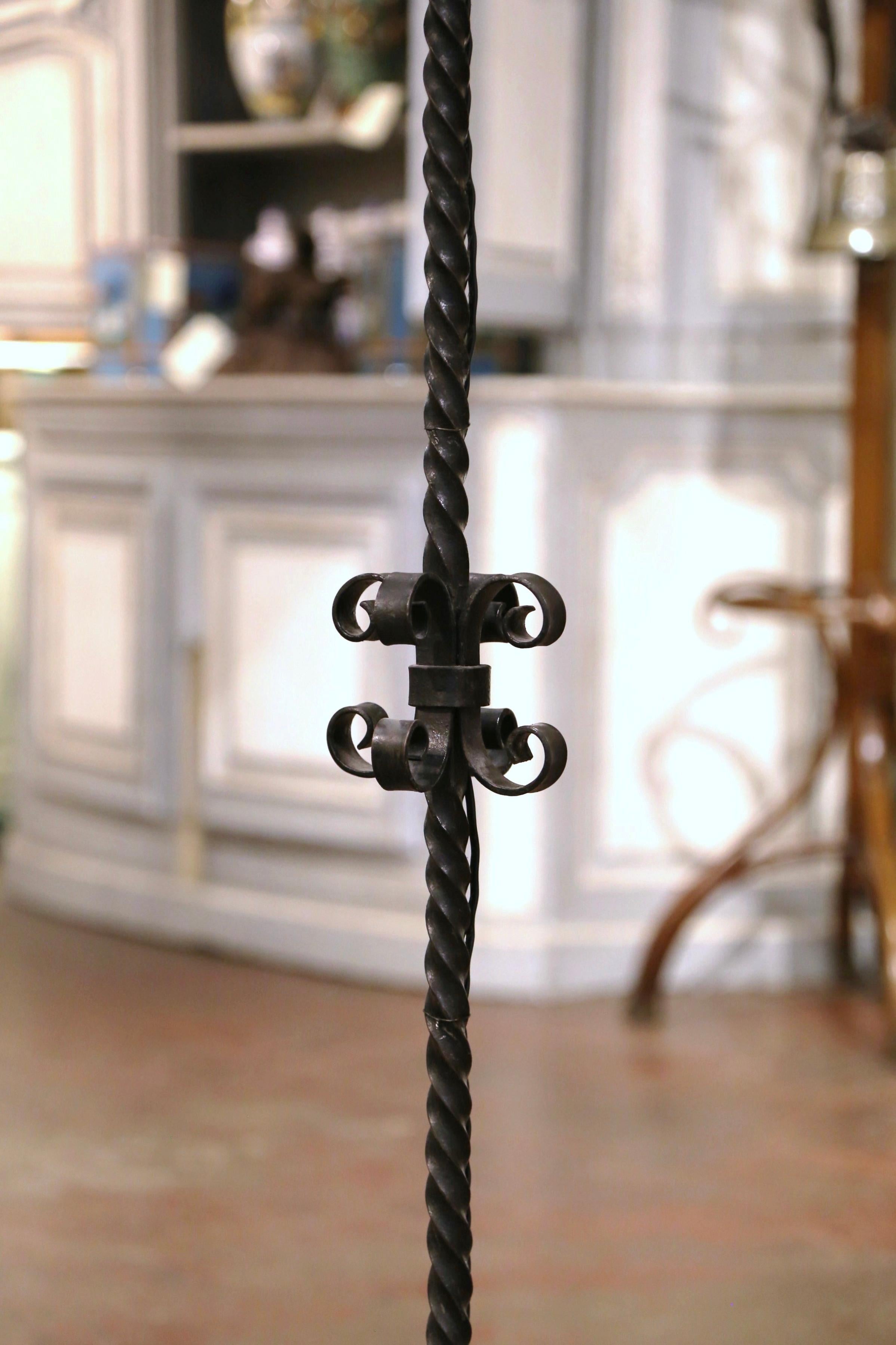19th Century Early 20th Century French Gothic Black Wrought Iron Floor Lamp