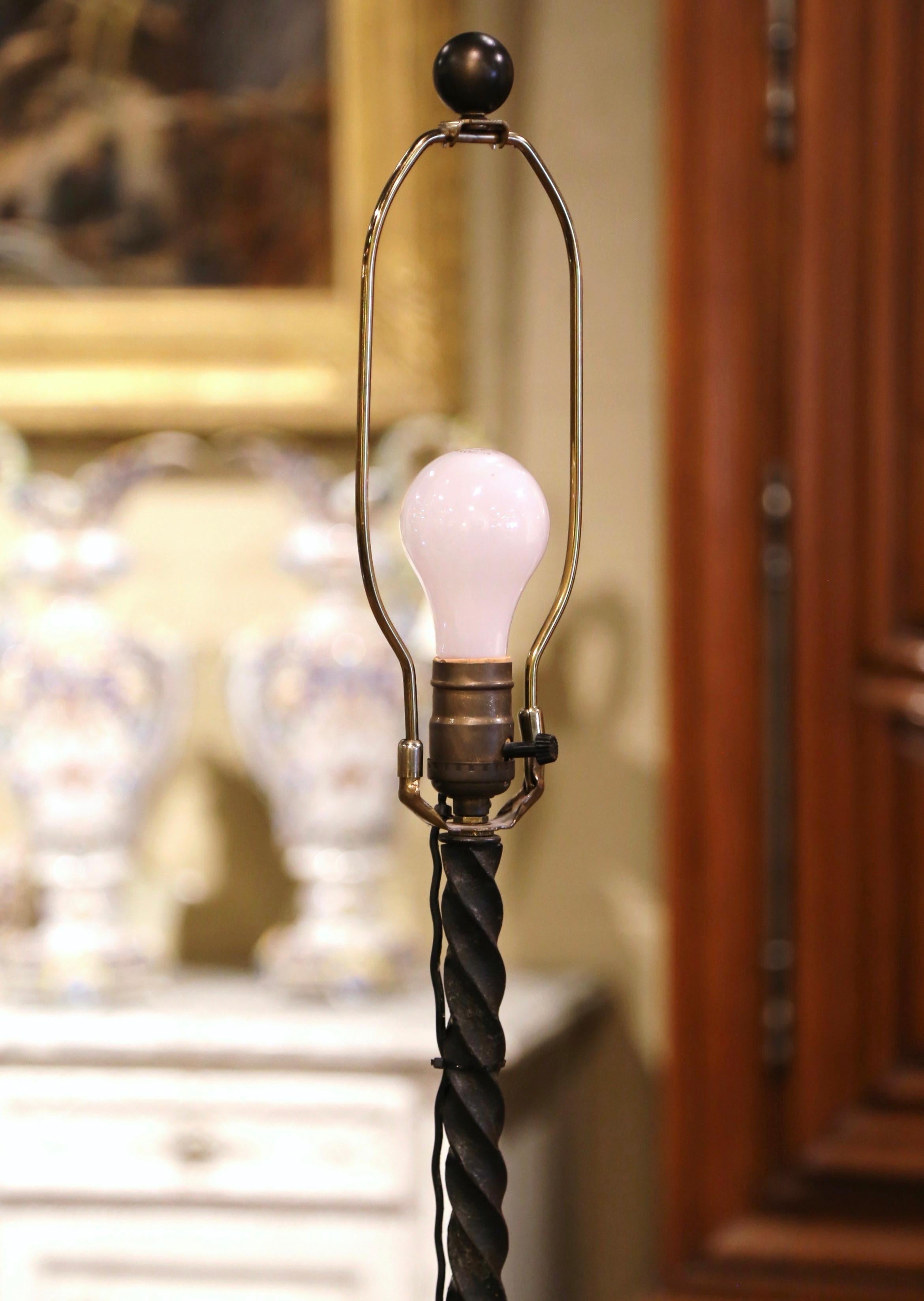 Early 20th Century French Gothic Black Wrought Iron Floor Lamp 2