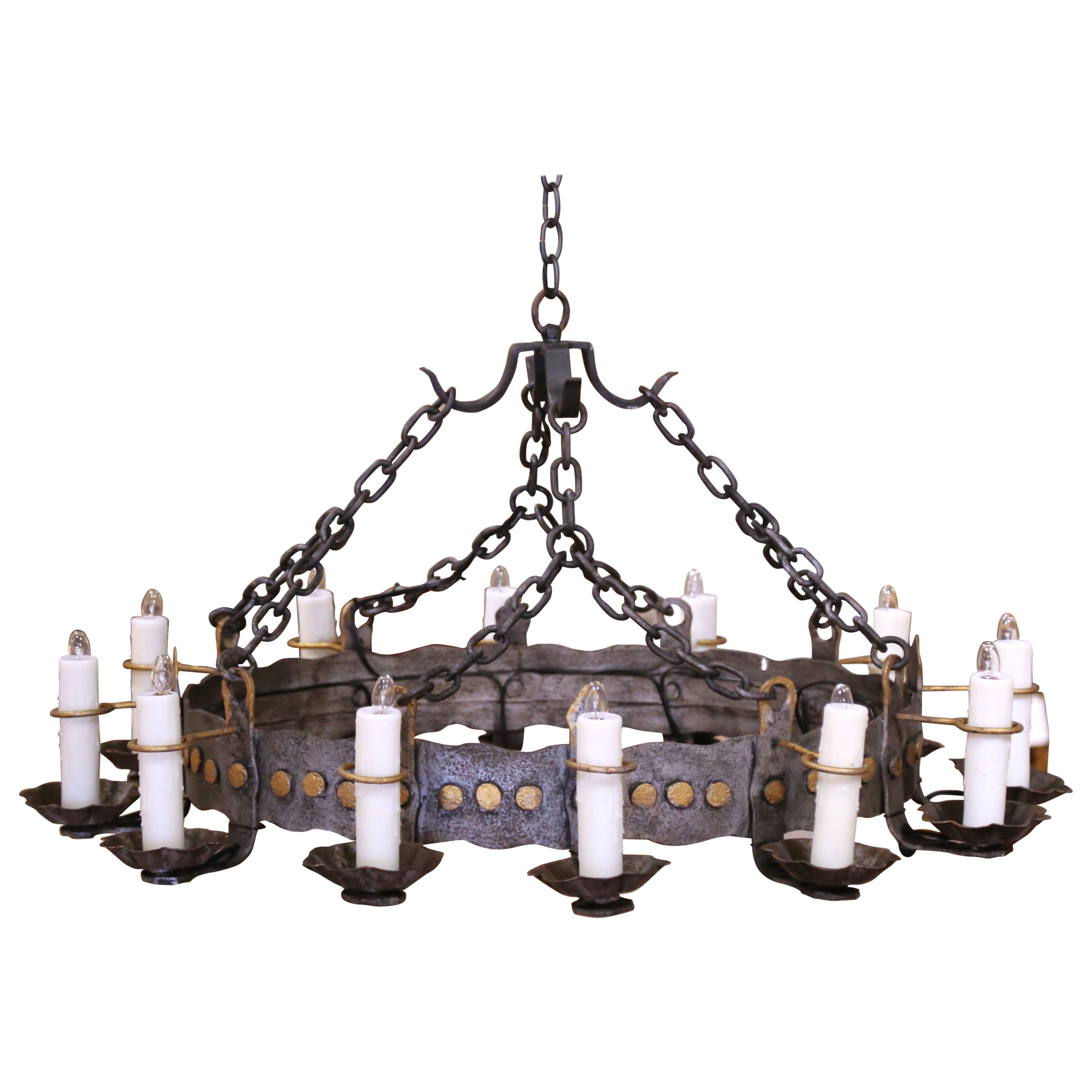 Early 20th Century French Gothic Twelve-Light Iron Chandelier with Gilt Accents