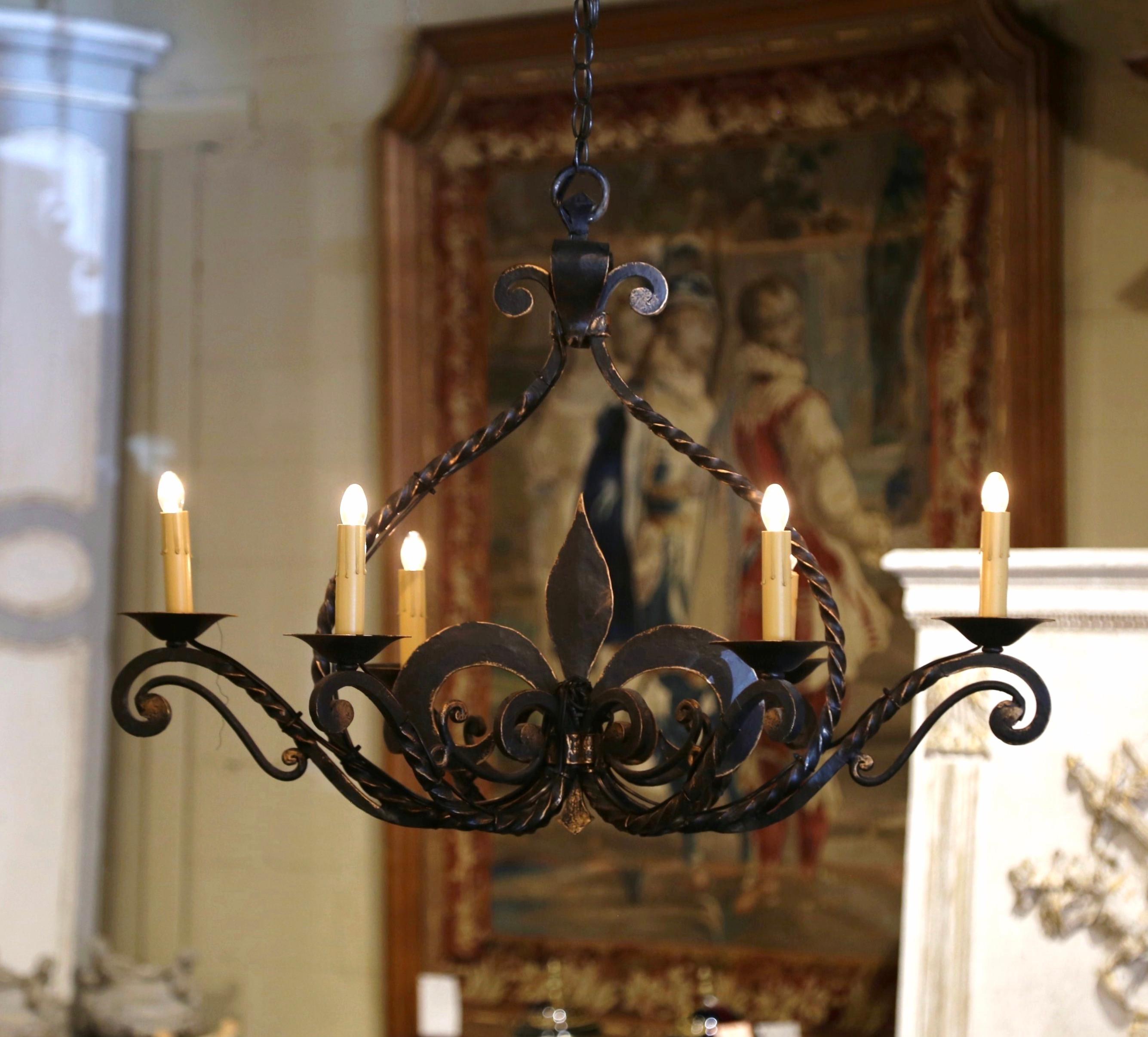 Patinated  Early 20th Century French Gothic Wrought Iron Six-Light Fleur-de-Lys Chandelier For Sale