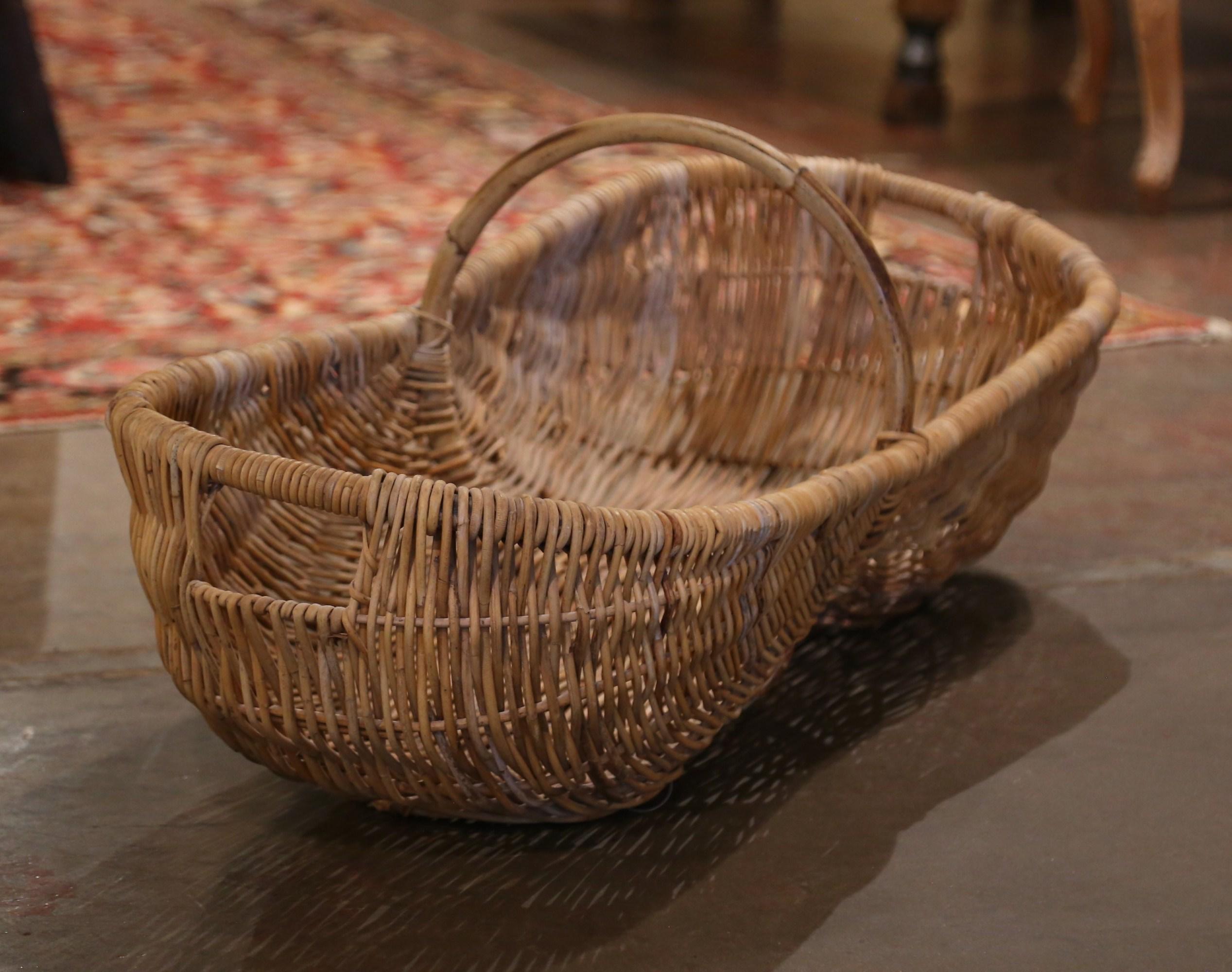 Hand-Crafted Early 20th Century French Grape Harvest Wicker Basket with Bamboo Handle