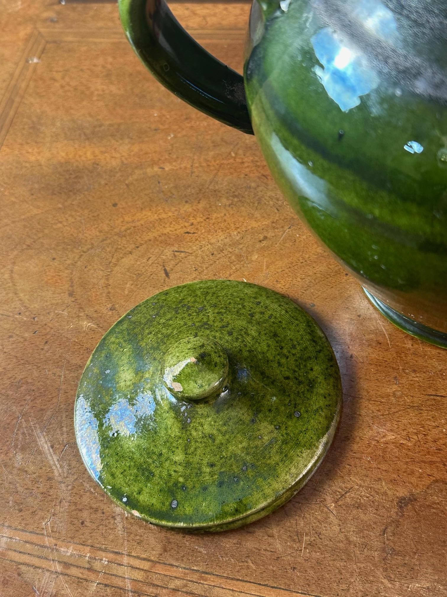 Early 20th century French Green Pottery For Sale 6