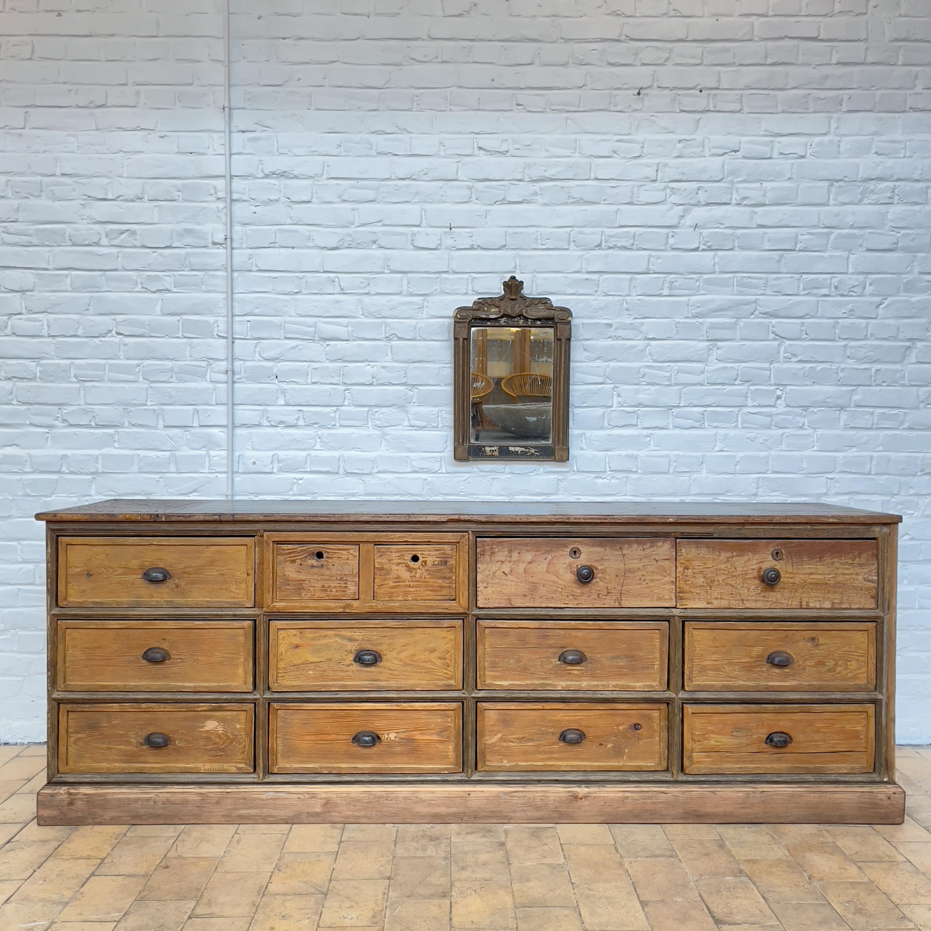 Early 20th Century French Haberdashery Cabinet with Drawers 1