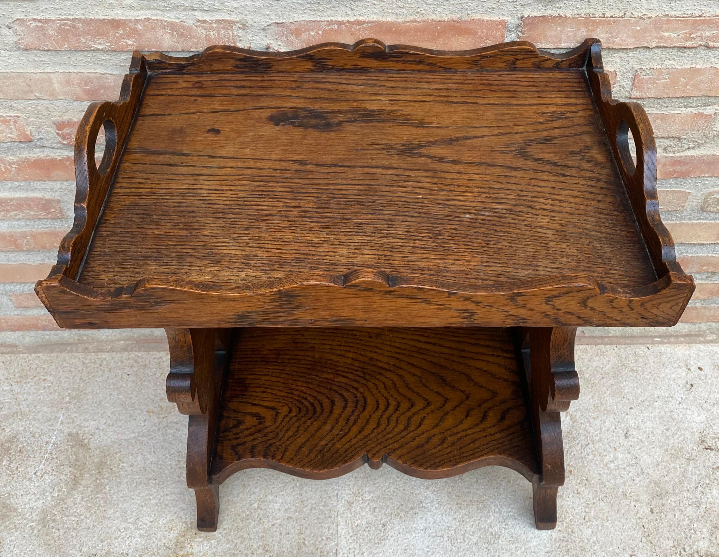 Stile provenzale Carrello bar francese di Oak intagliato a mano dei primi del Novecento, anni '20 in vendita