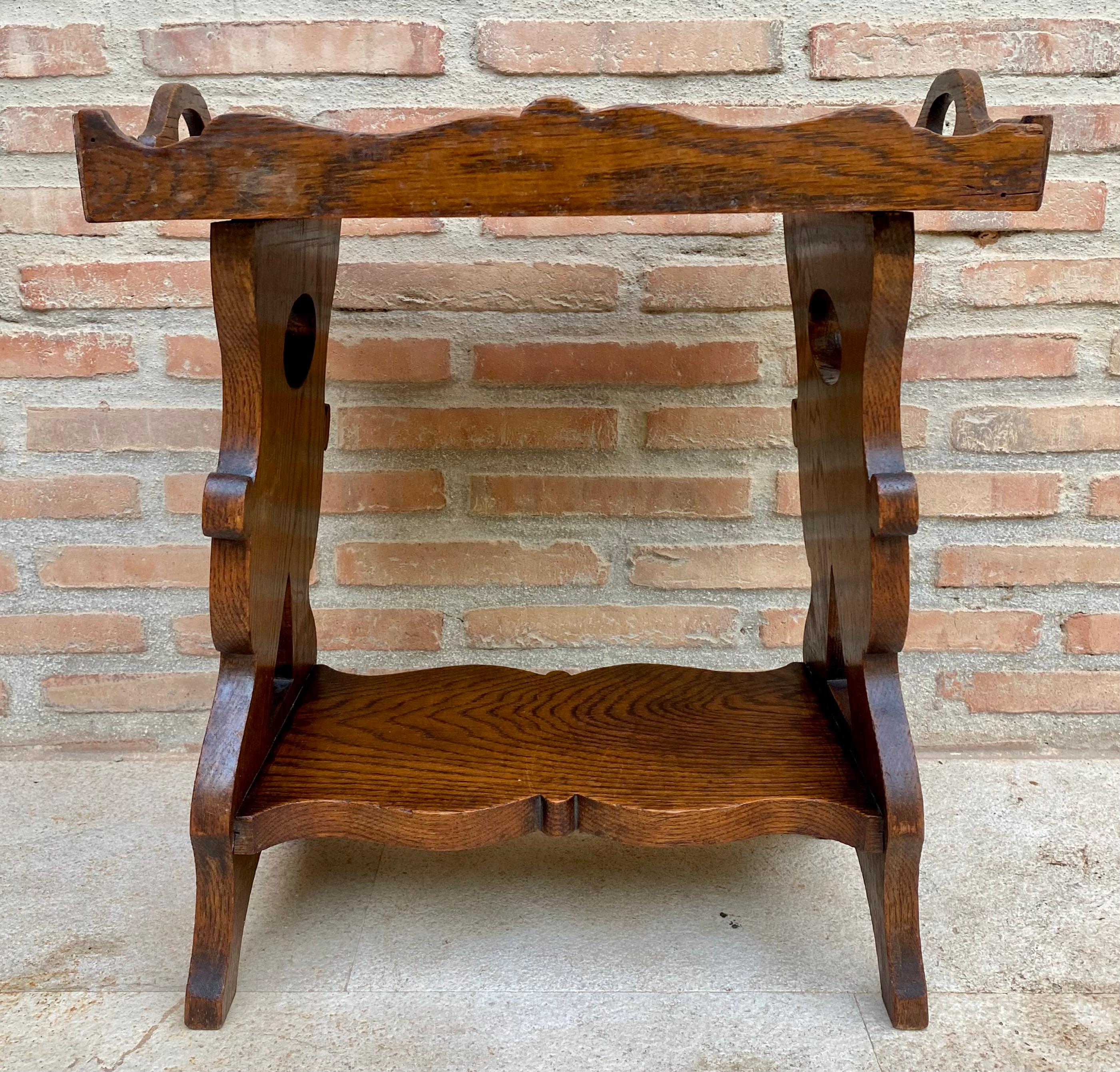 XX secolo Carrello bar francese di Oak intagliato a mano dei primi del Novecento, anni '20 in vendita