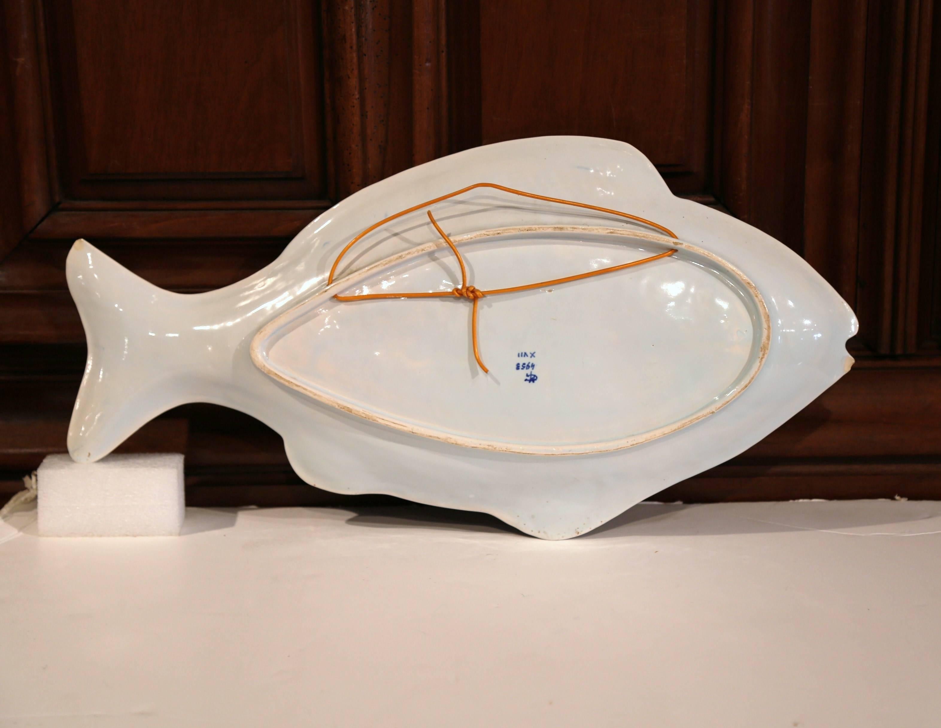 Early 20th Century French Hand Painted Faience Fish Platter from Normandy 4